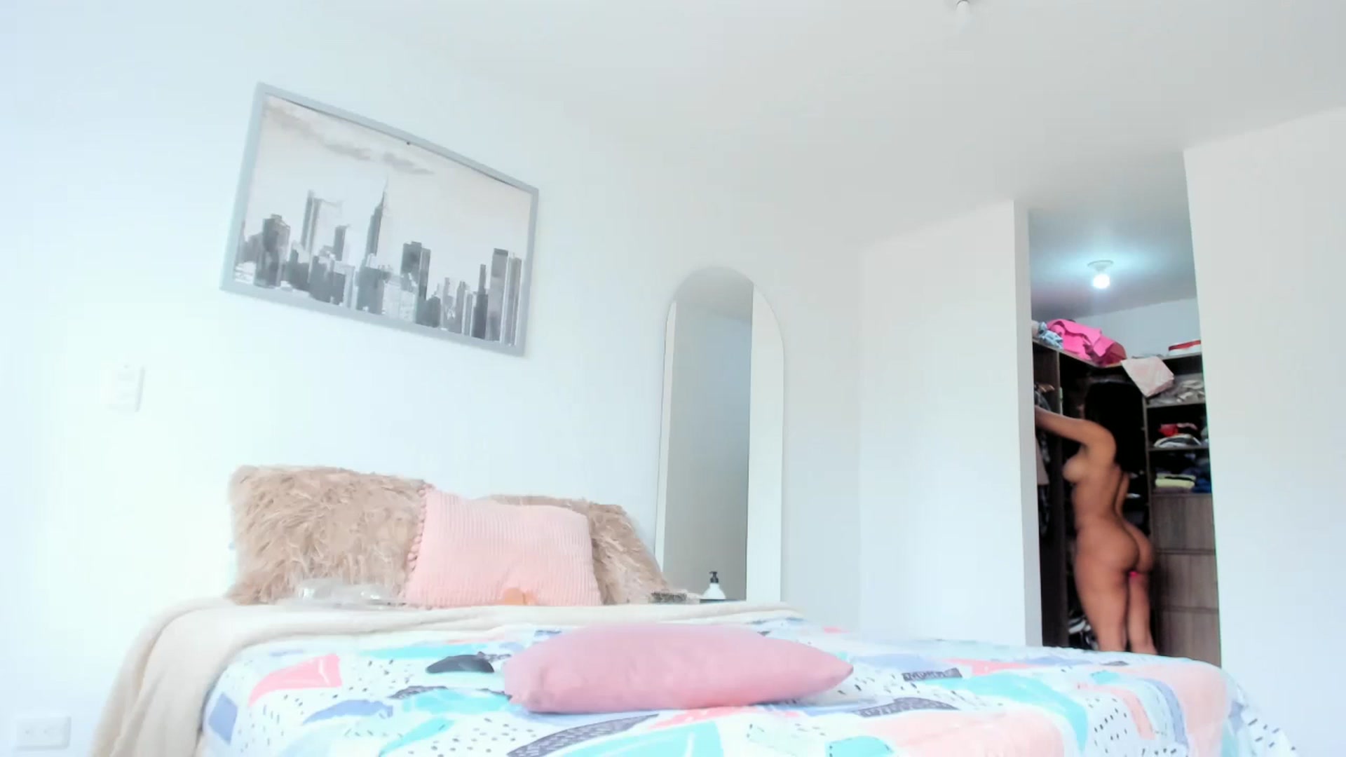 Gallery image thumbnail from Salogarces's myfreecams stream on, 04/17/2023, 14:20 image 13 of 20