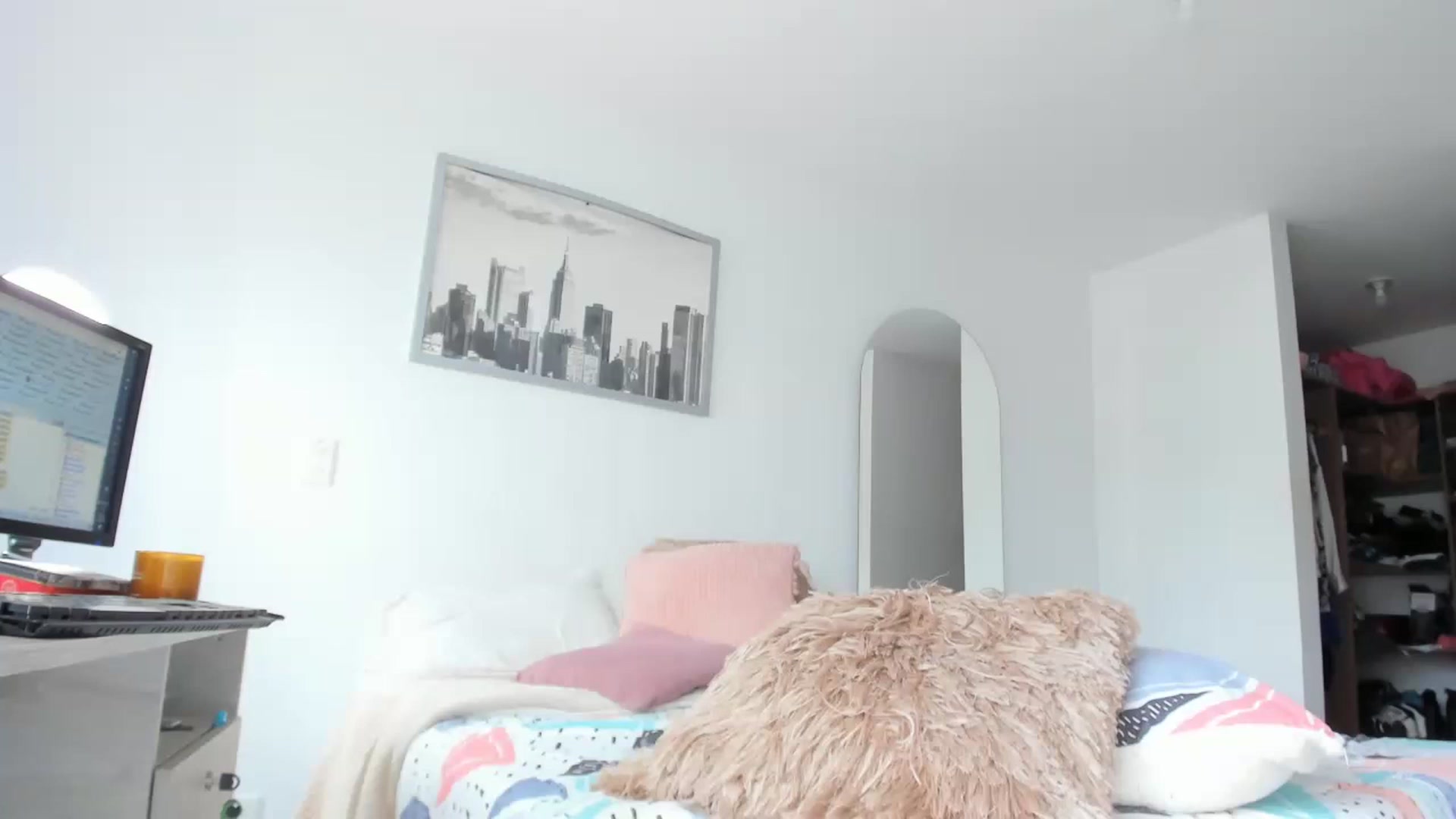 Gallery image thumbnail from Salogarces's myfreecams stream on, 04/18/2023, 19:43 image 20 of 20
