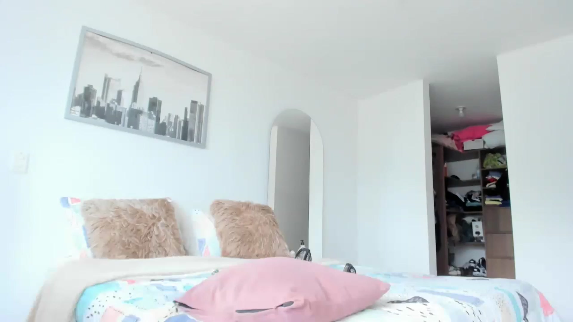 Gallery image thumbnail from Salogarces's myfreecams stream on, 04/29/2023, 15:36 image 13 of 20