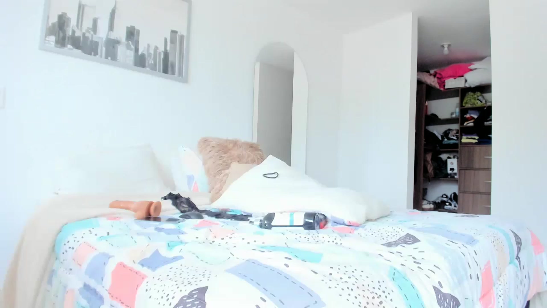 Gallery image thumbnail from Salogarces's myfreecams stream on, 04/29/2023, 17:40 image 6 of 20