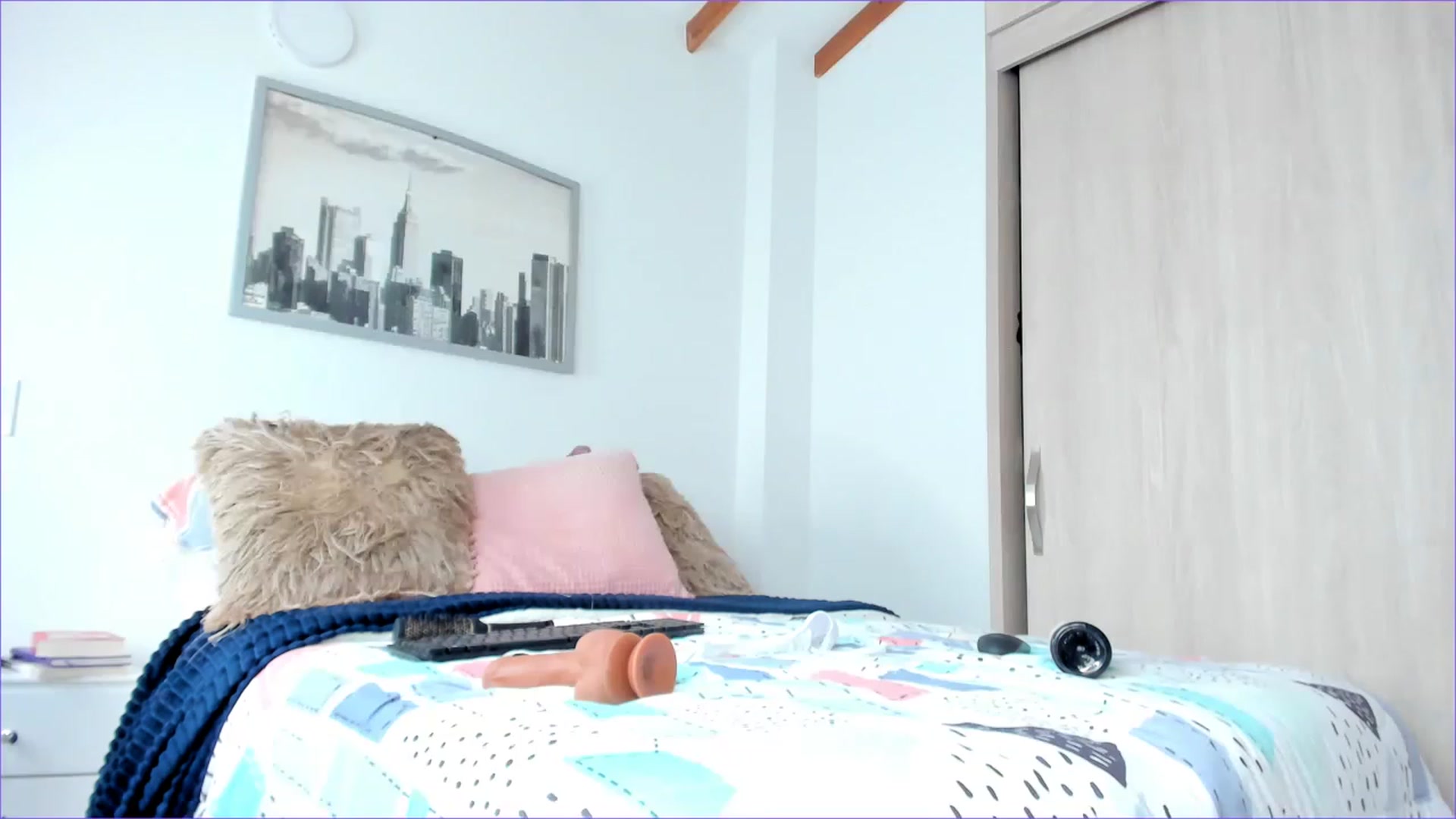 Gallery image thumbnail from Salogarces's myfreecams stream on, 06/01/2023, 19:14 image 17 of 20