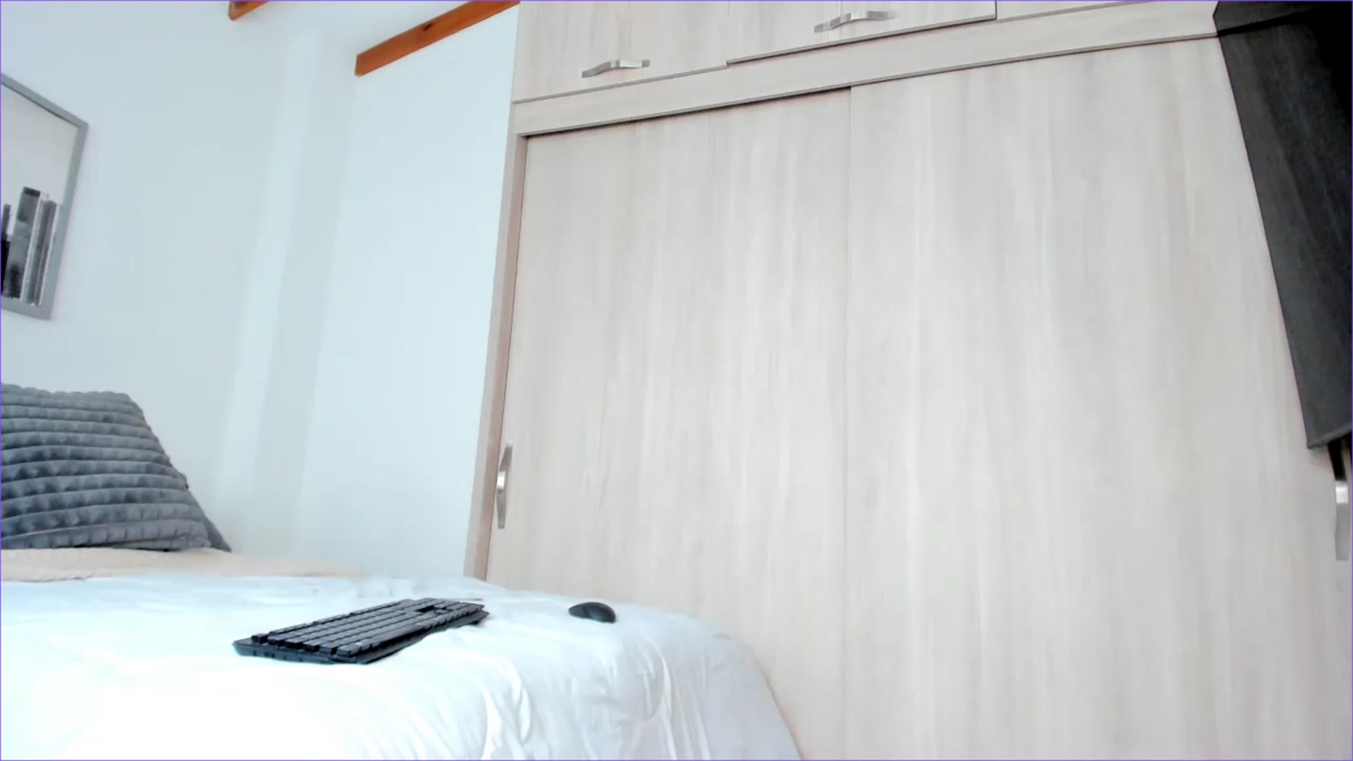 Gallery image thumbnail from Salogarces's myfreecams stream on, 07/21/2023, 18:04 image 16 of 20