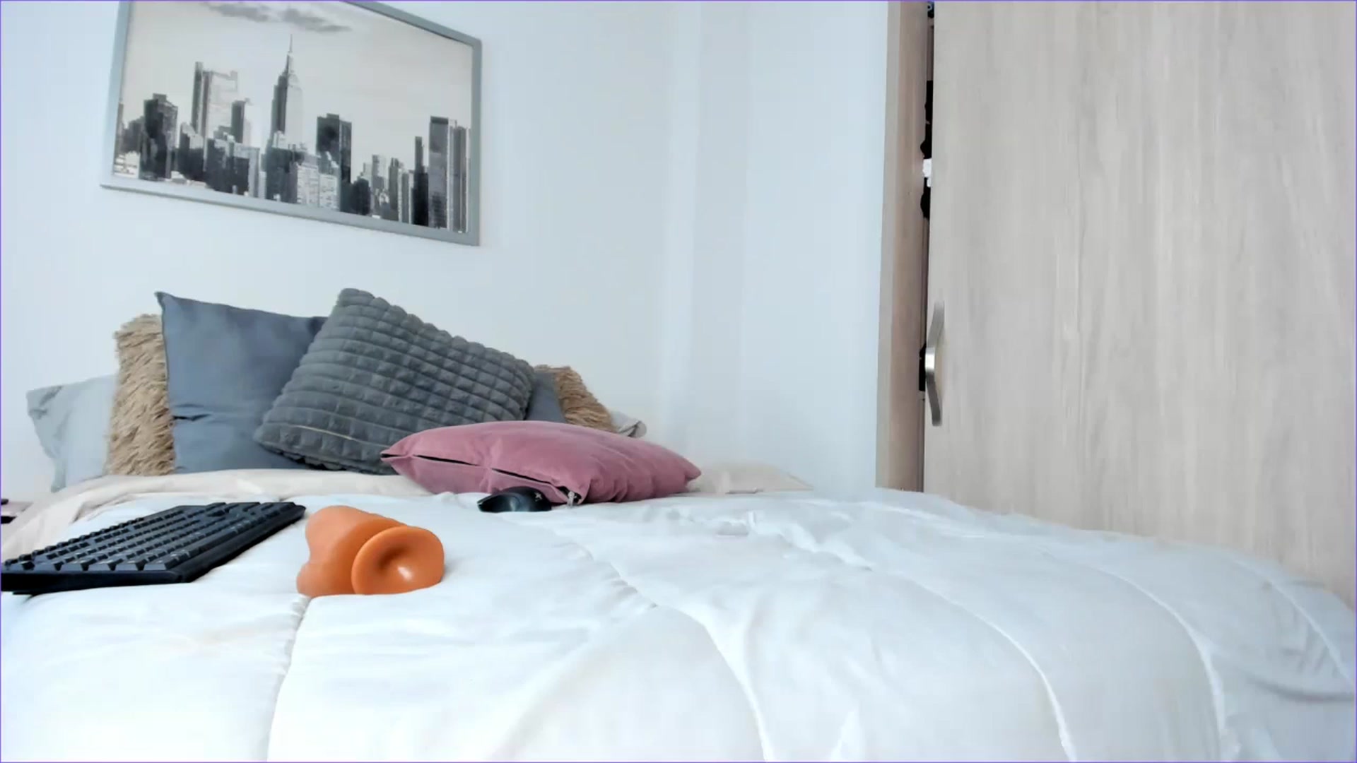 Gallery image thumbnail from Salogarces's myfreecams stream on, 08/29/2023, 20:05 image 7 of 20