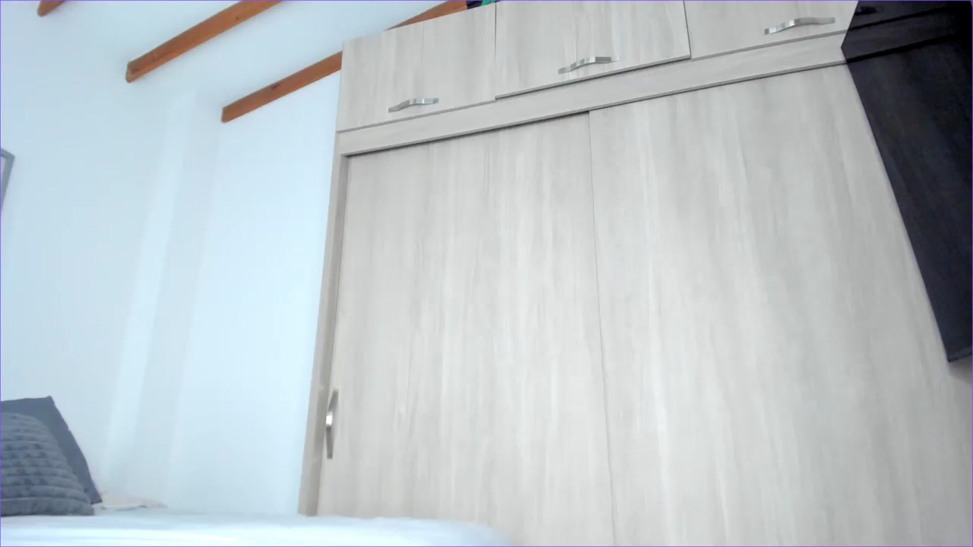 Gallery image thumbnail from Salogarces's myfreecams stream on, 09/18/2023, 17:20 image 12 of 20