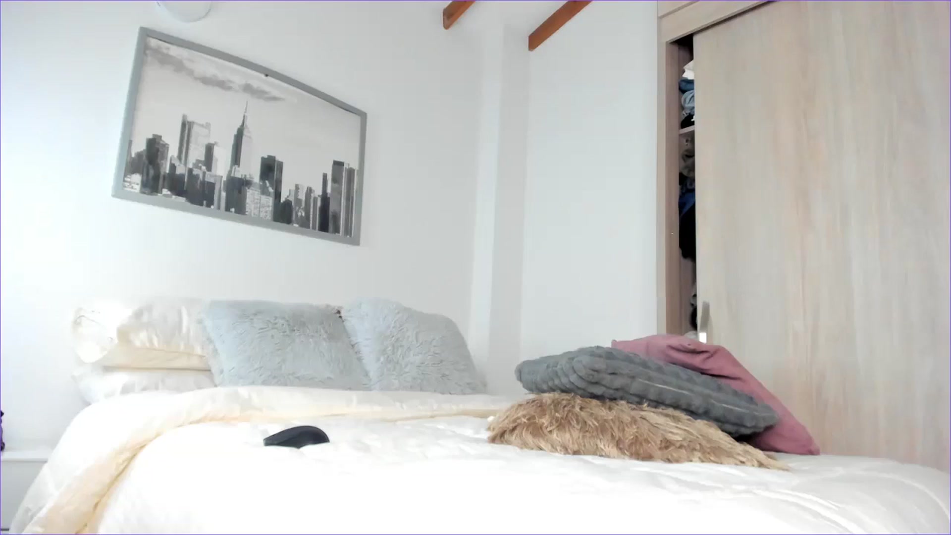 Gallery image thumbnail from Salogarces's myfreecams stream on, 10/03/2023, 22:14 image 1 of 20