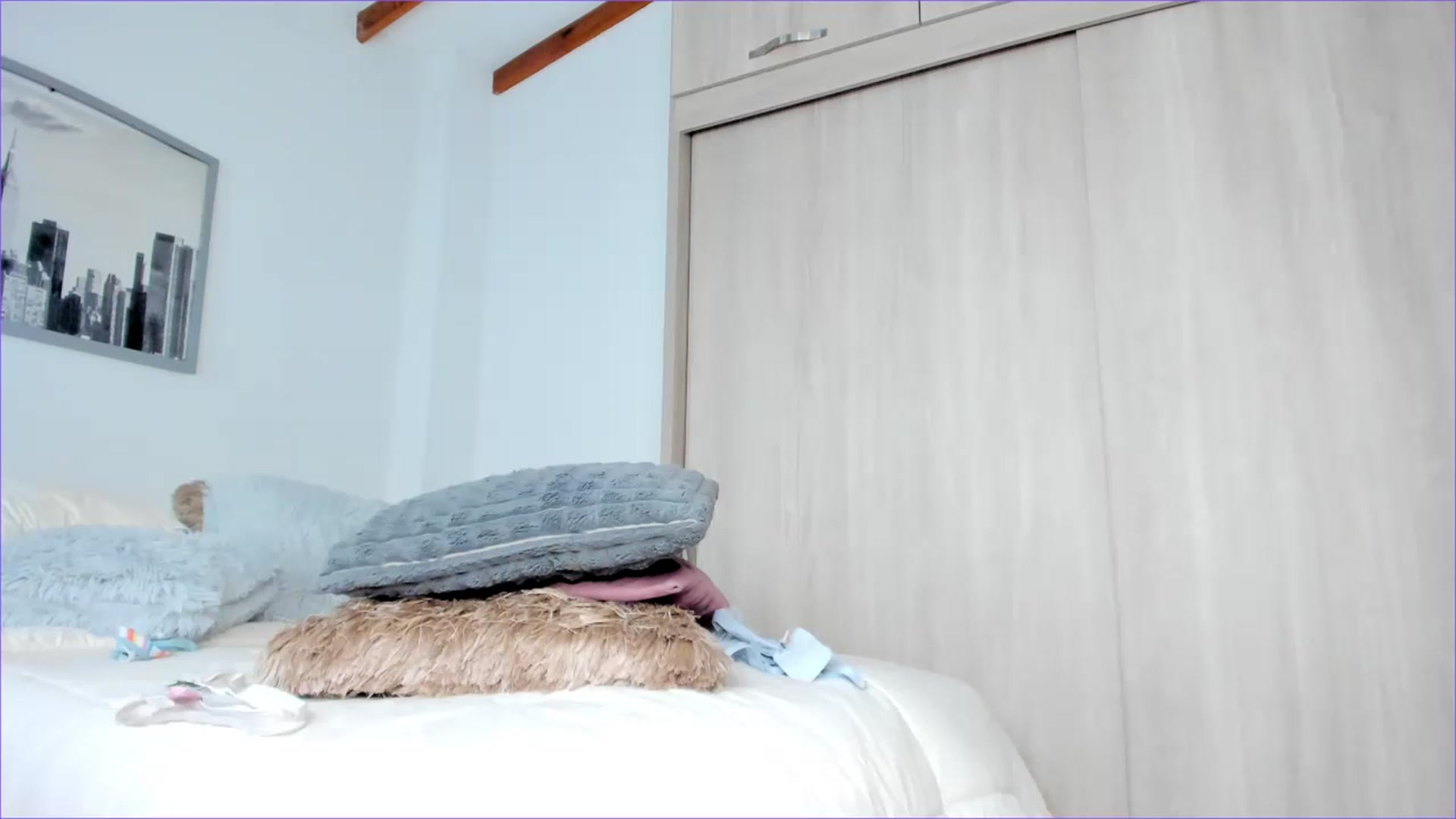 Gallery image thumbnail from Salogarces's myfreecams stream on, 10/06/2023, 19:41 image 18 of 20
