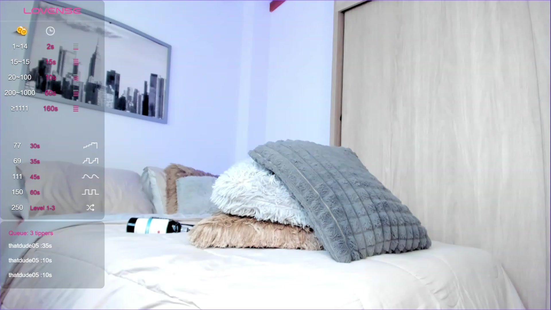 Gallery image thumbnail from Salogarces's myfreecams stream on, 10/31/2023, 19:21 image 1 of 20