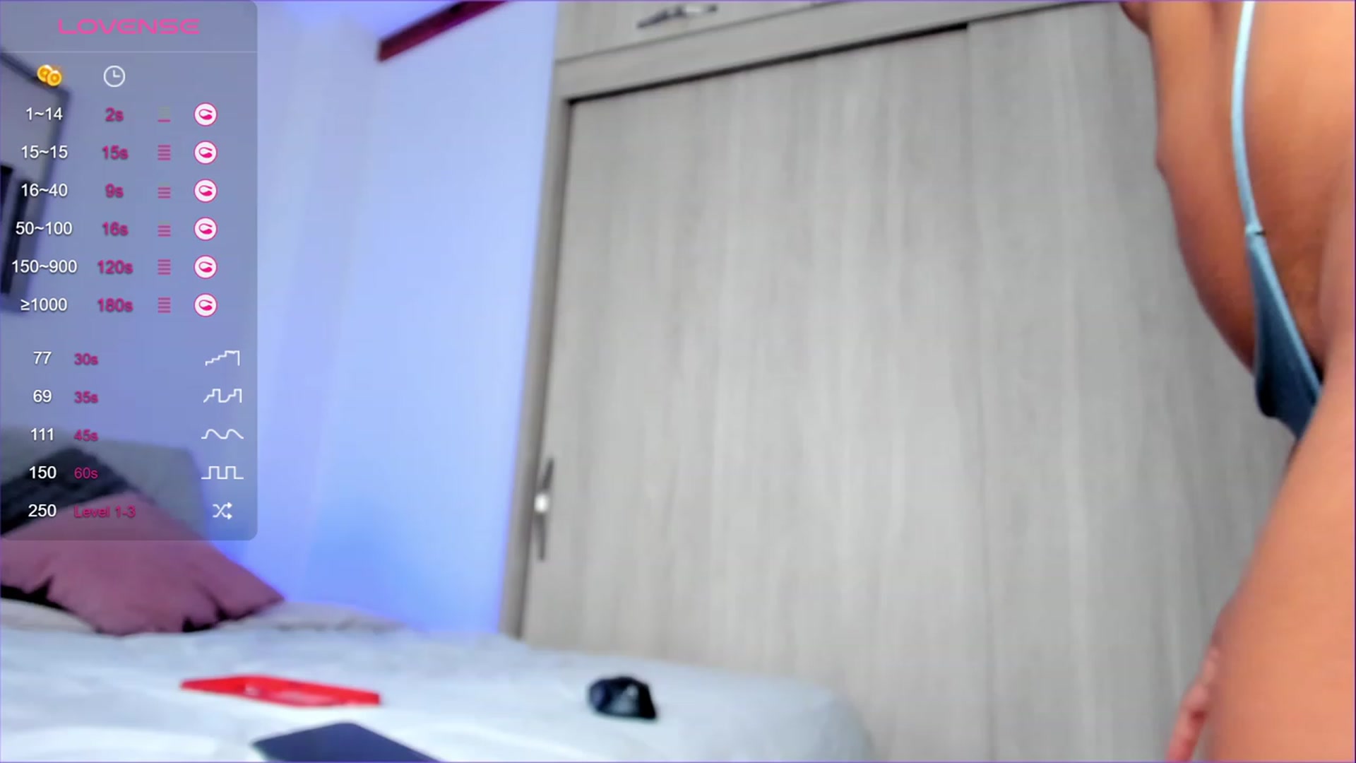 Gallery image thumbnail from Salogarces's myfreecams stream on, 12/06/2023, 18:59 image 18 of 20