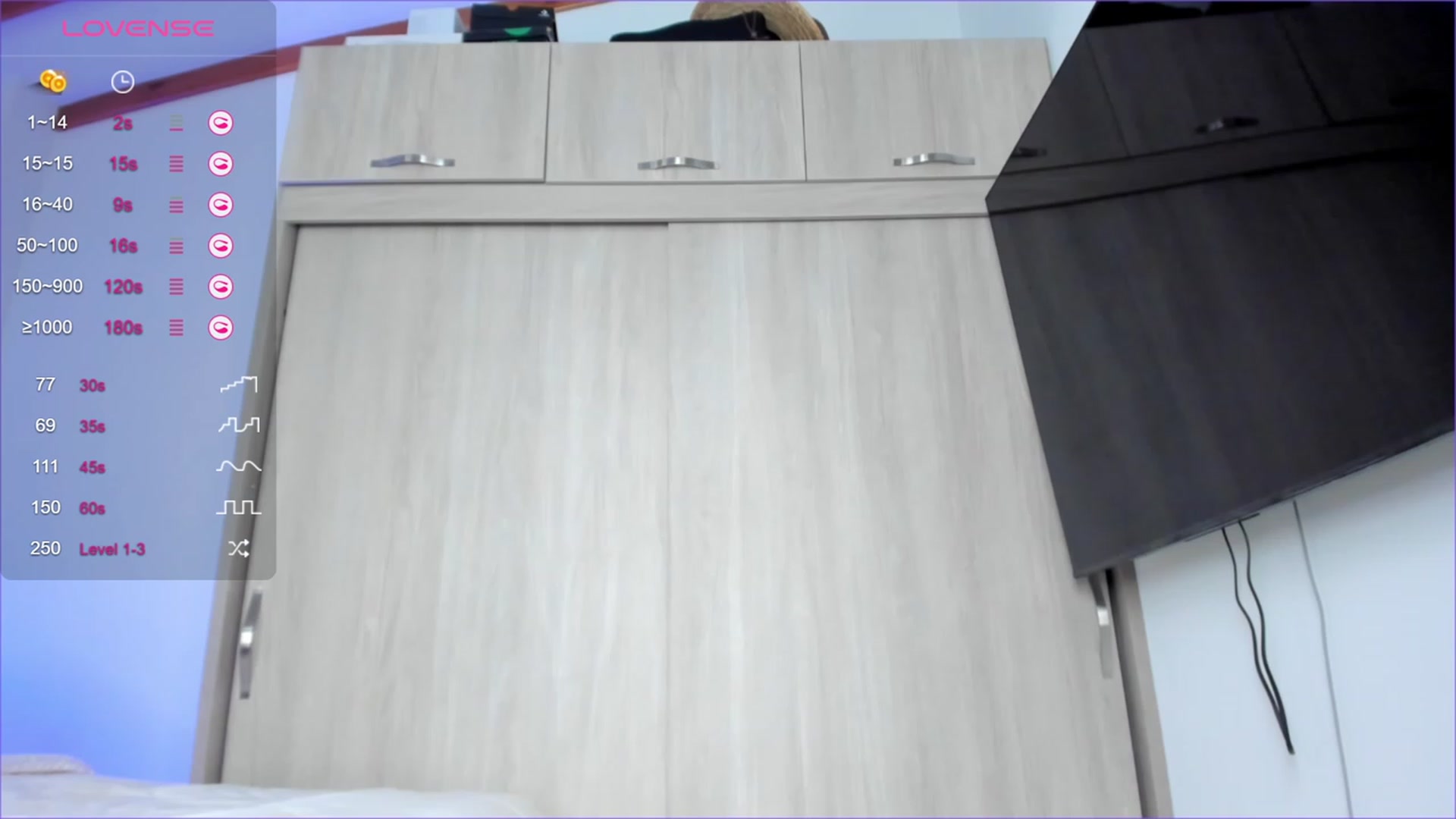 Gallery image thumbnail from Salogarces's myfreecams stream on, 12/19/2023, 16:56 image 9 of 20