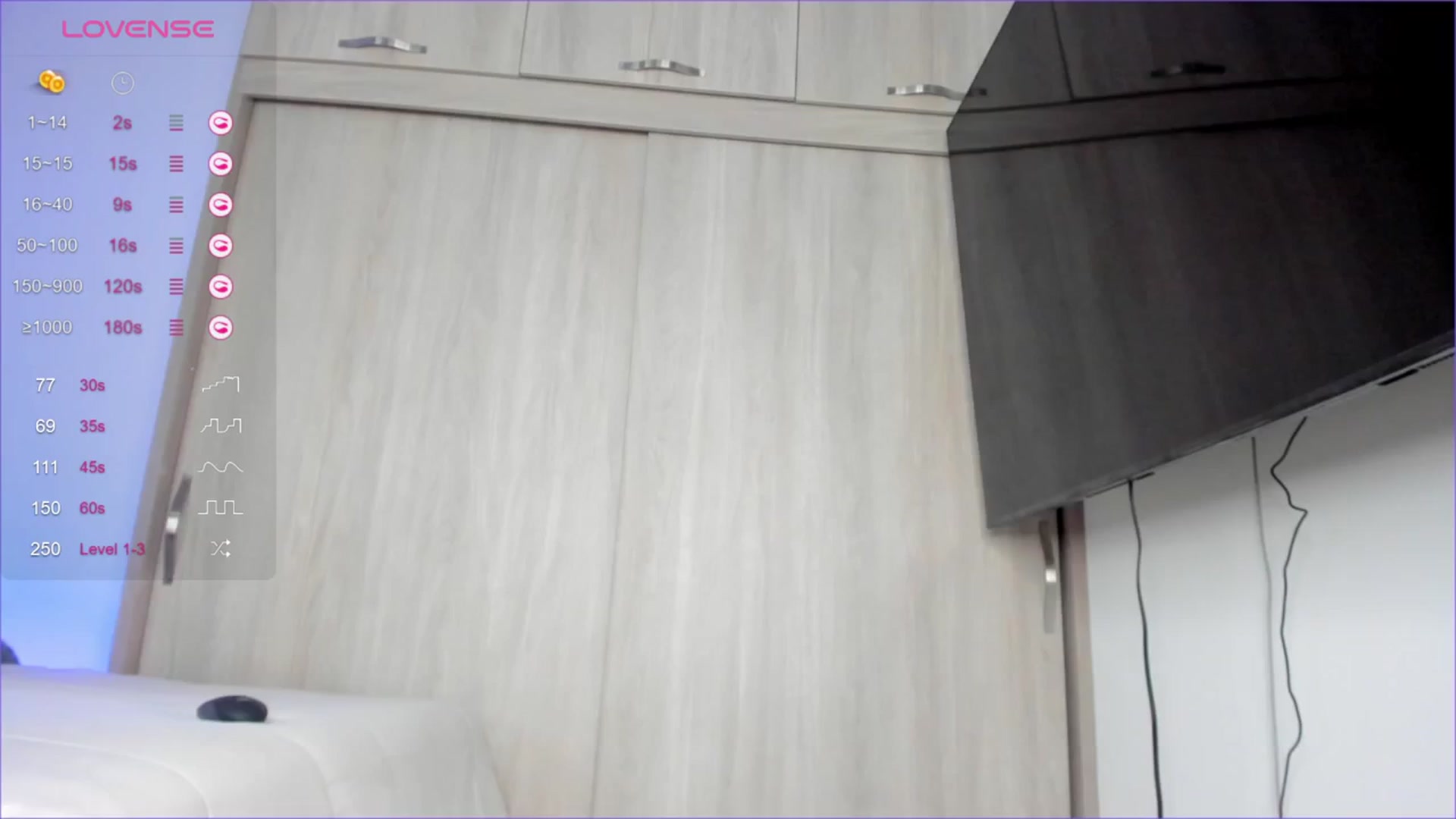 Gallery image thumbnail from Salogarces's myfreecams stream on, 02/08/2024, 17:27 image 3 of 20