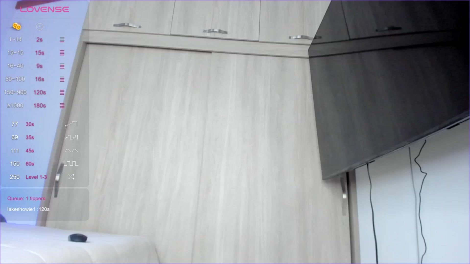 Gallery image thumbnail from Salogarces's myfreecams stream on, 02/08/2024, 17:27 image 17 of 20