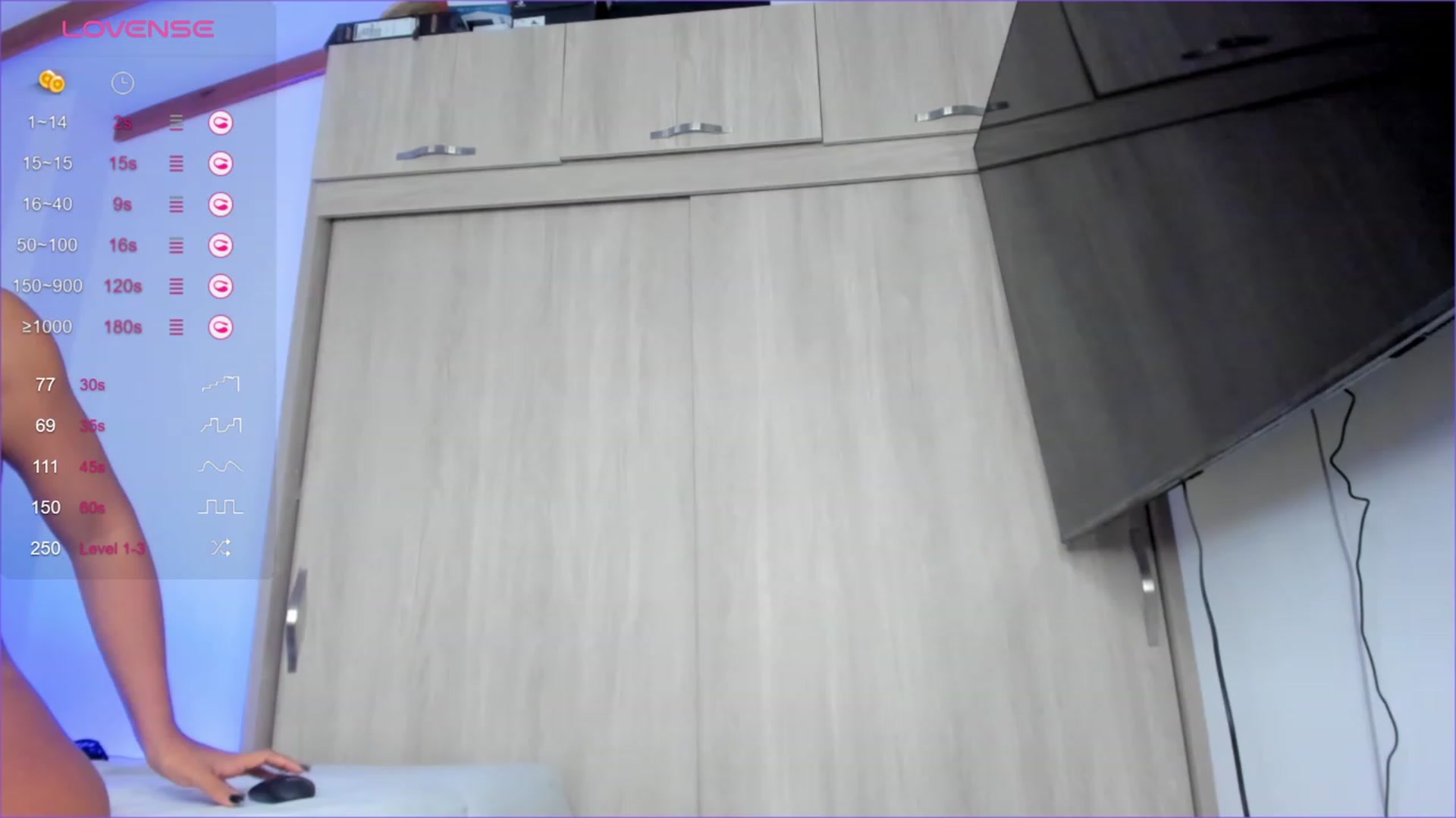 Gallery image thumbnail from Salogarces's myfreecams stream on, 02/16/2024, 19:01 image 10 of 20