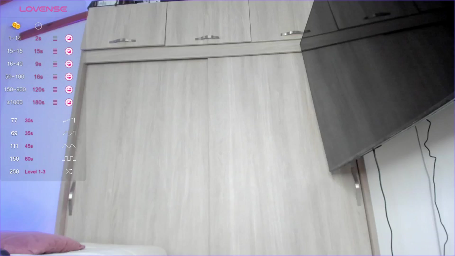 Gallery image thumbnail from Salogarces's myfreecams stream on, 02/27/2024, 19:16 image 15 of 20