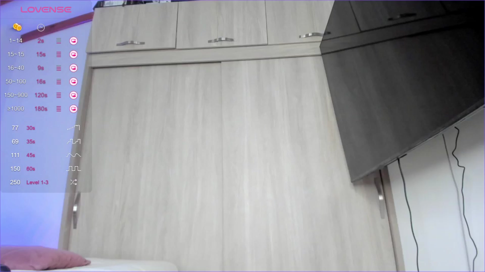 Gallery image thumbnail from Salogarces's myfreecams stream on, 02/27/2024, 19:16 image 9 of 20
