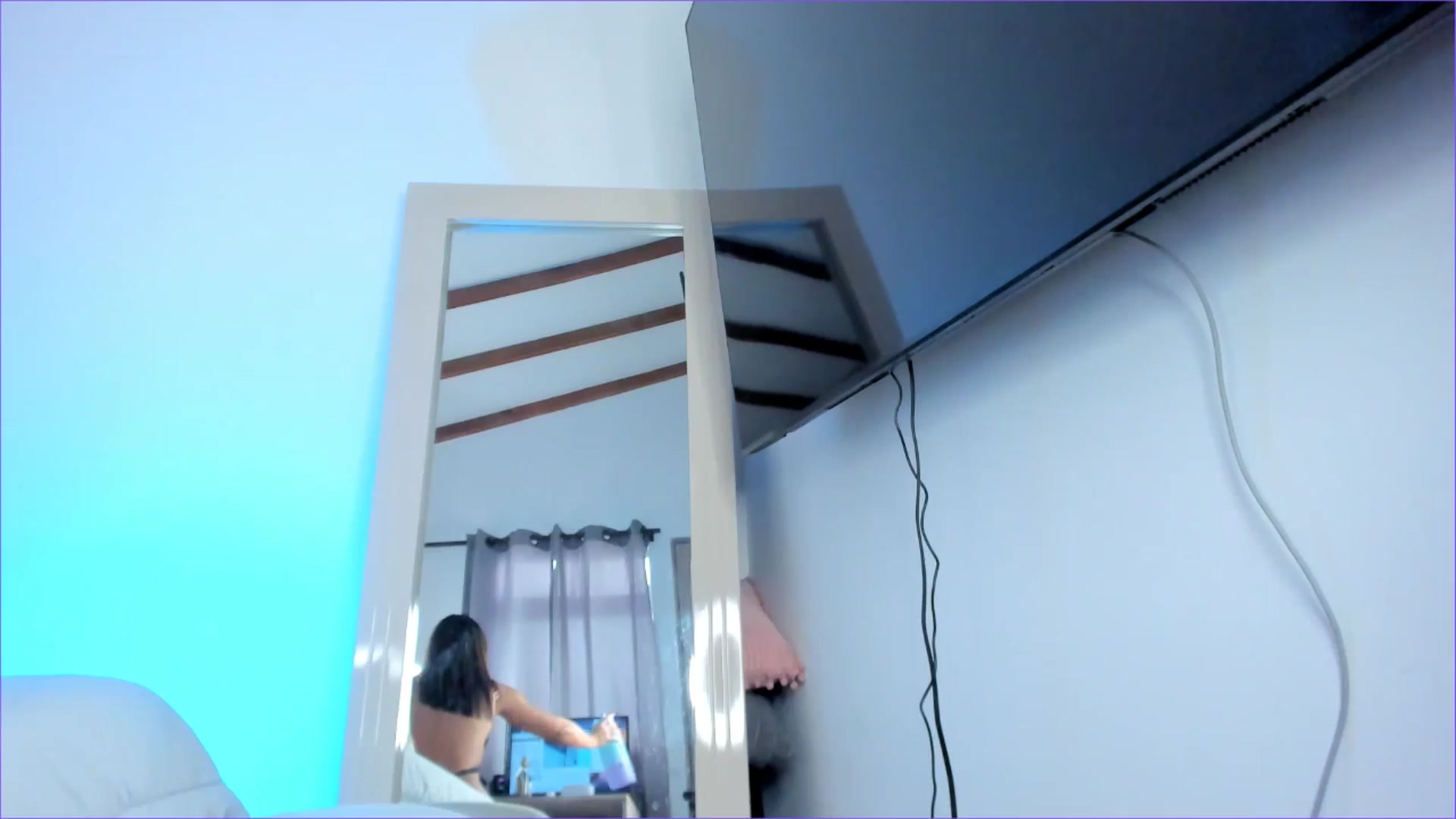 Gallery image thumbnail from Salogarces's myfreecams stream on, 01/17/2025, 19:31 image 11 of 20