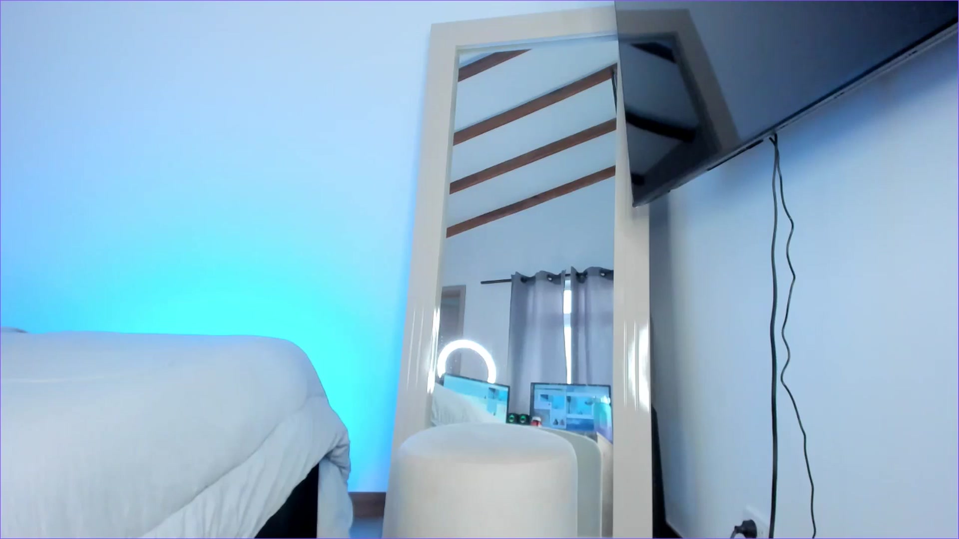 Gallery image thumbnail from Salogarces's myfreecams stream on, 01/24/2025, 16:49 image 9 of 20
