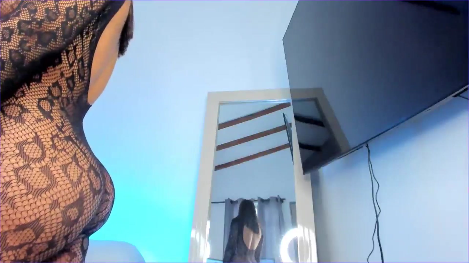Gallery image thumbnail from Salogarces's myfreecams stream on, 01/25/2025, 14:42 image 13 of 20