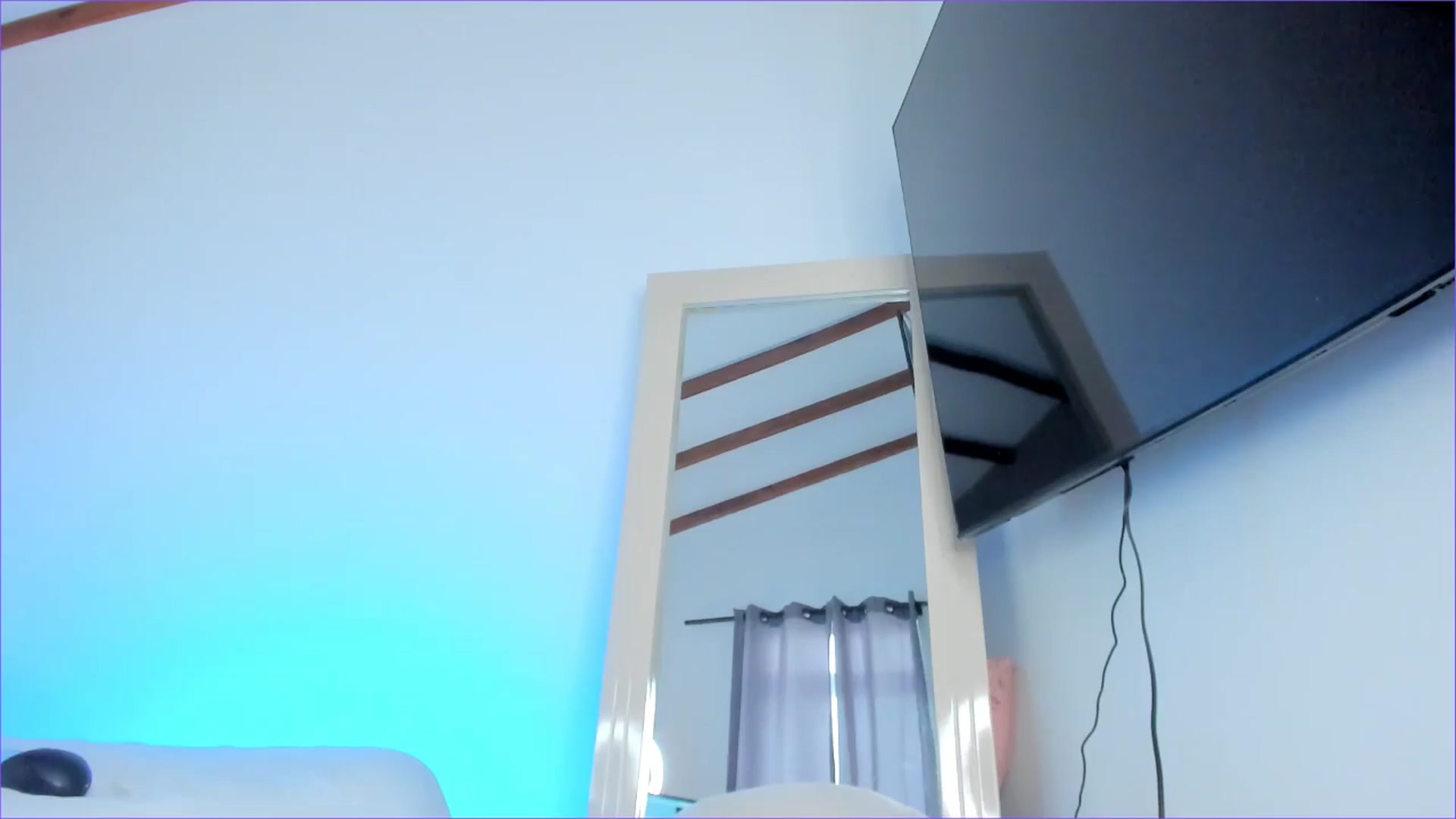 Gallery image thumbnail from Salogarces's myfreecams stream on, 02/13/2025, 18:20 image 11 of 20
