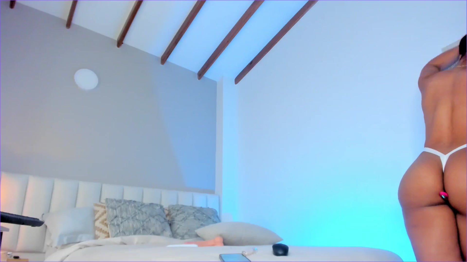 Gallery image thumbnail from Salogarces's myfreecams stream on, 02/21/2025, 15:49 image 19 of 20