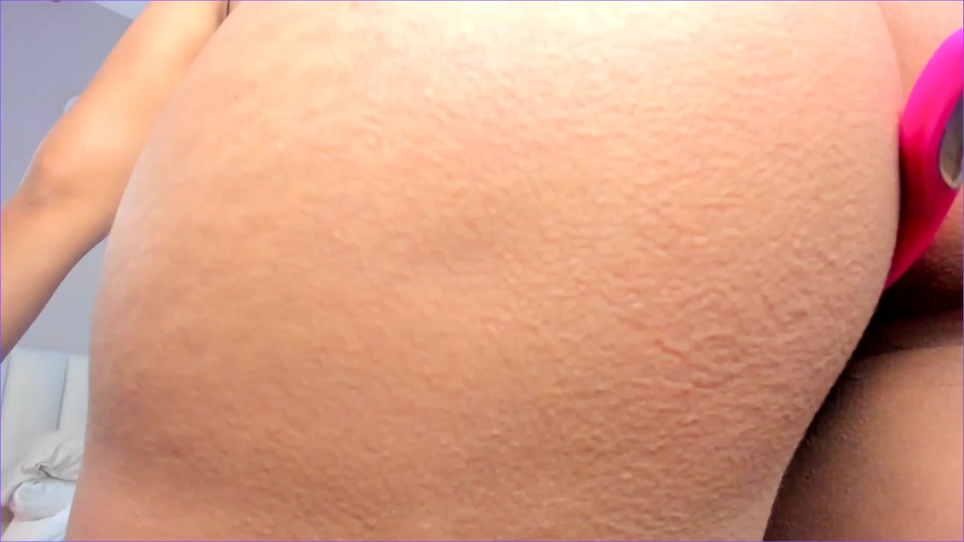 Gallery image thumbnail from Salogarces's myfreecams stream on, 02/24/2025, 16:10 image 1 of 20