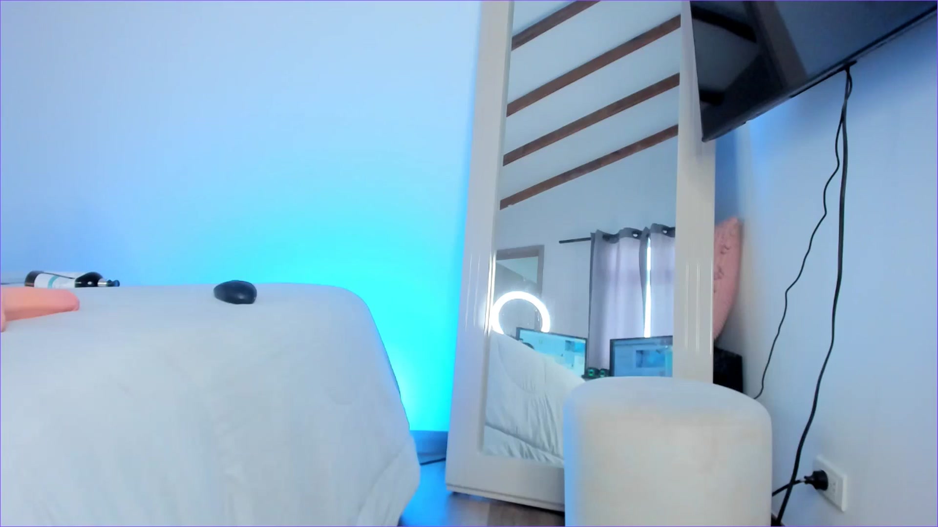 Gallery image thumbnail from Salogarces's myfreecams stream on, 02/26/2025, 17:58 image 8 of 20