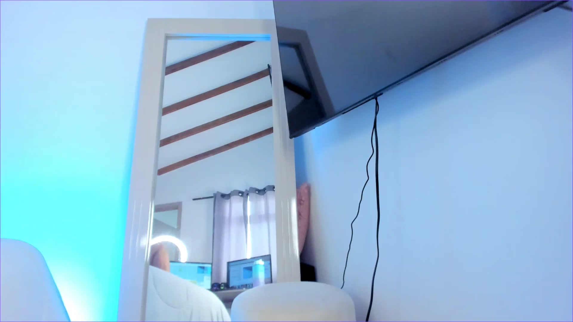 Gallery image thumbnail from Salogarces's myfreecams stream on, 02/26/2025, 17:58 image 20 of 20