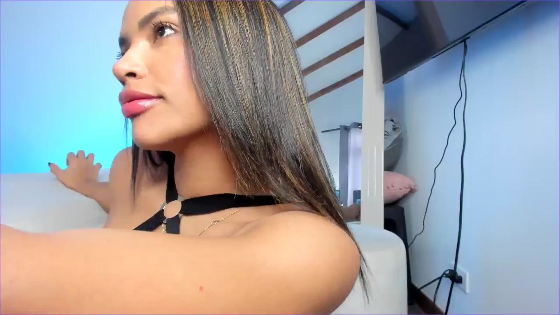 Gallery image thumbnail from Salogarces's myfreecams stream on, 03/01/2025, 15:50 image 16 of 20