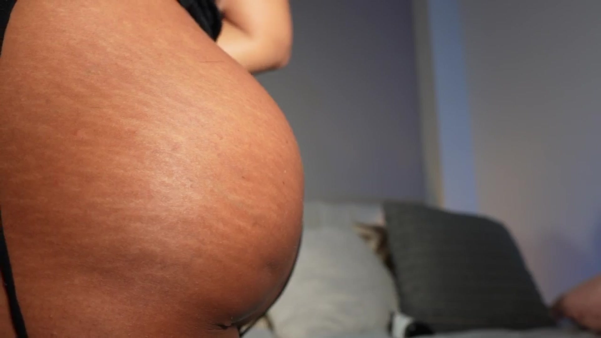 Gallery image thumbnail from Salogarces's myfreecams stream on, 06/18/2025, 21:30 image 17 of 20