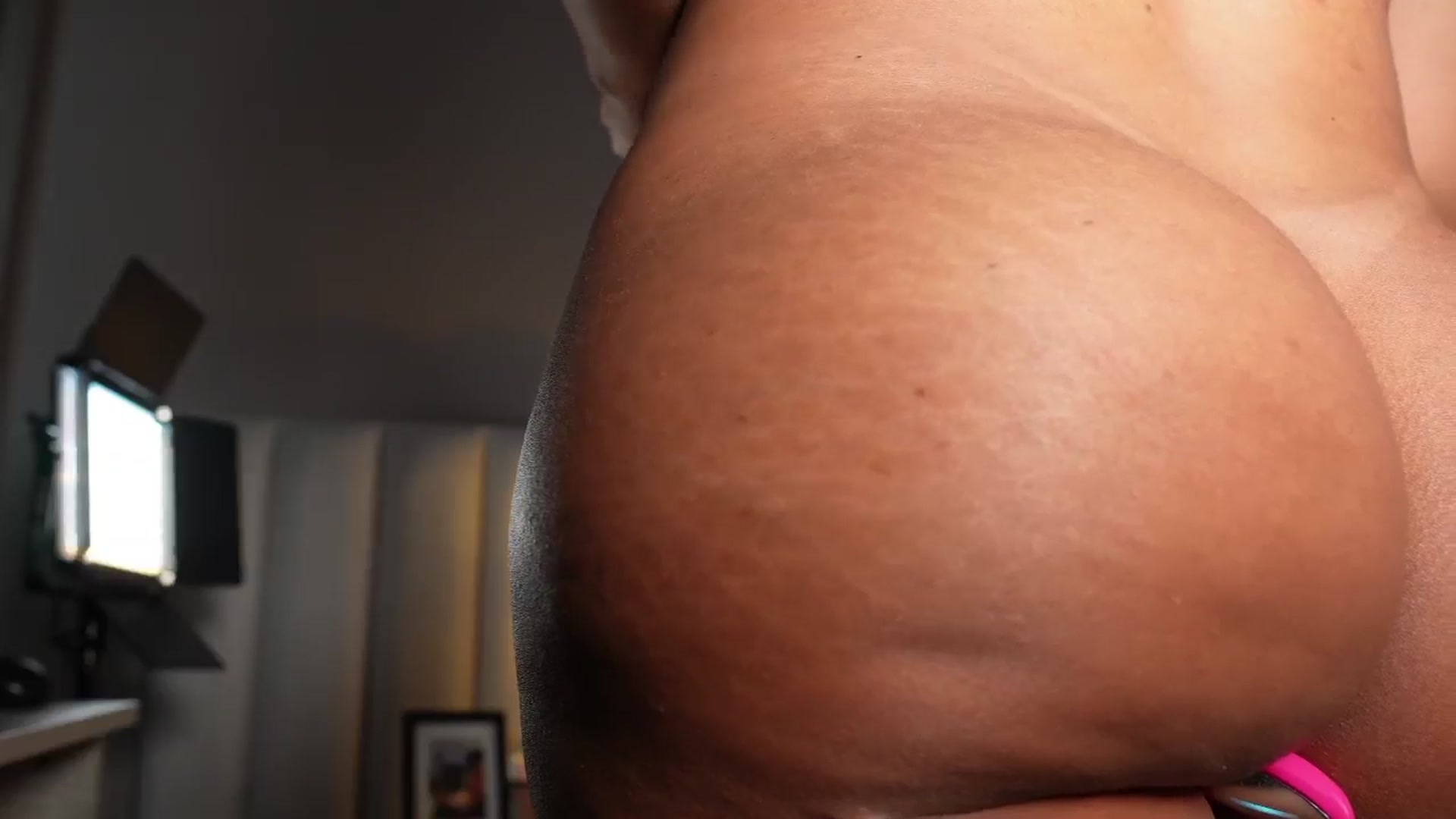 Gallery image thumbnail from Salogarces's myfreecams stream on, 10/11/2025, 18:35 image 20 of 20