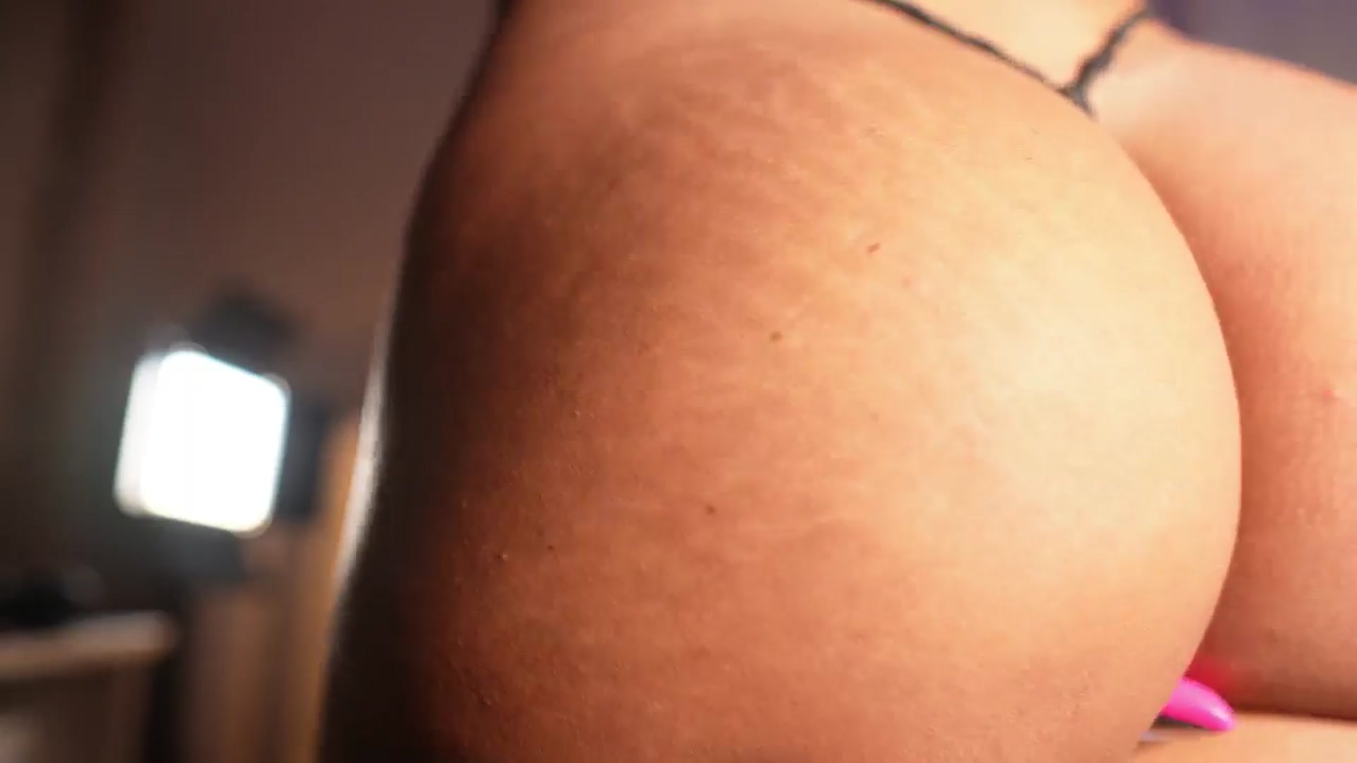 Gallery image thumbnail from Salogarces's myfreecams stream on, 02/11/2026, 22:06 image 2 of 20