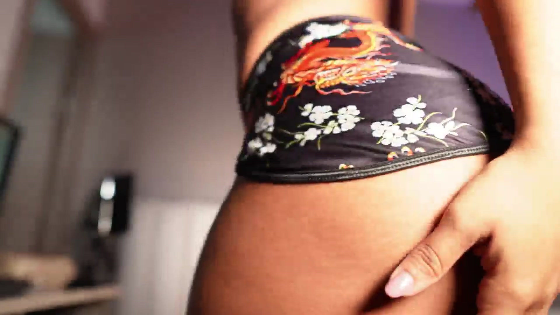 Gallery image thumbnail from Salogarces's myfreecams stream on, 03/11/2026, 16:07 image 12 of 20