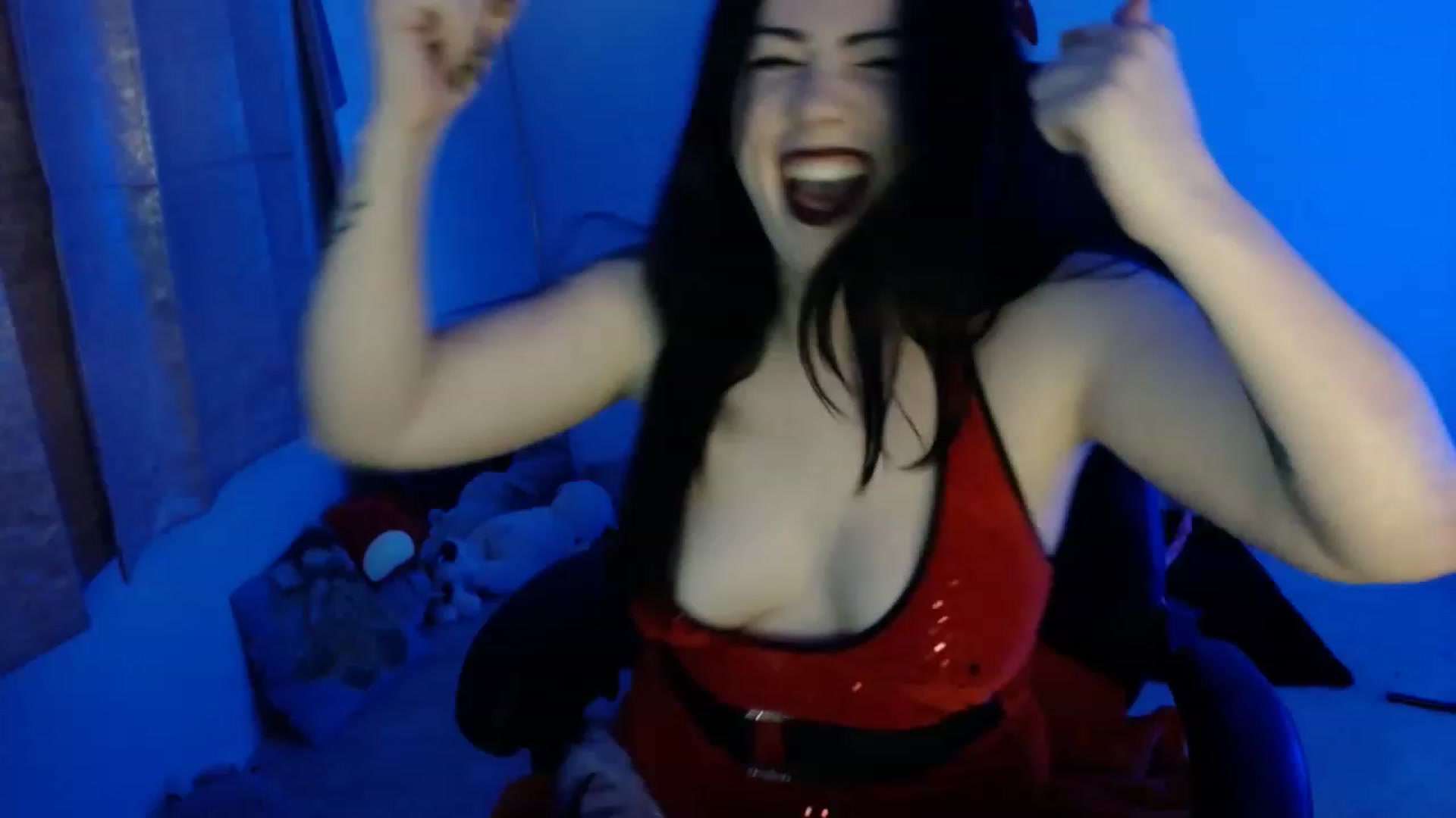 Gallery image thumbnail from SaltySiren's myfreecams stream on, 12/29/2022, 02:23 image 1 of 20