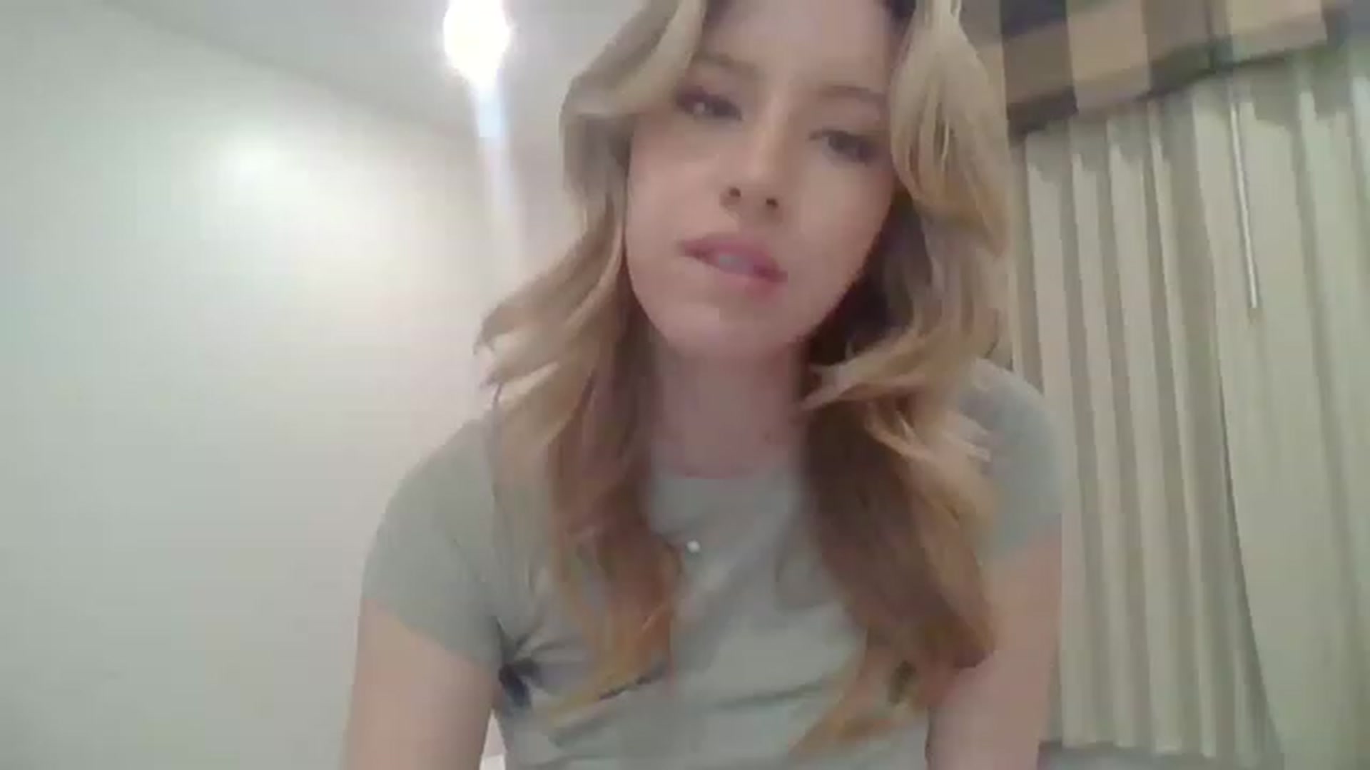 Gallery image thumbnail from SamIvery's myfreecams stream on, 02/16/2023, 03:09 image 2 of 20