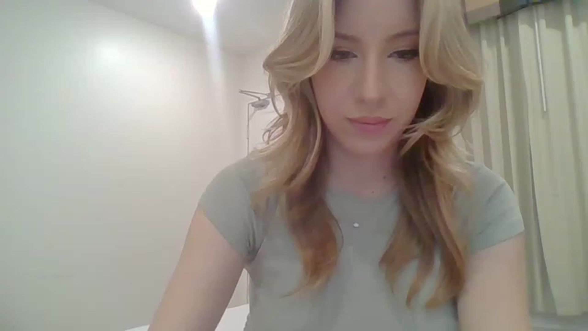 Gallery image thumbnail from SamIvery's myfreecams stream on, 02/16/2023, 03:09 image 13 of 20