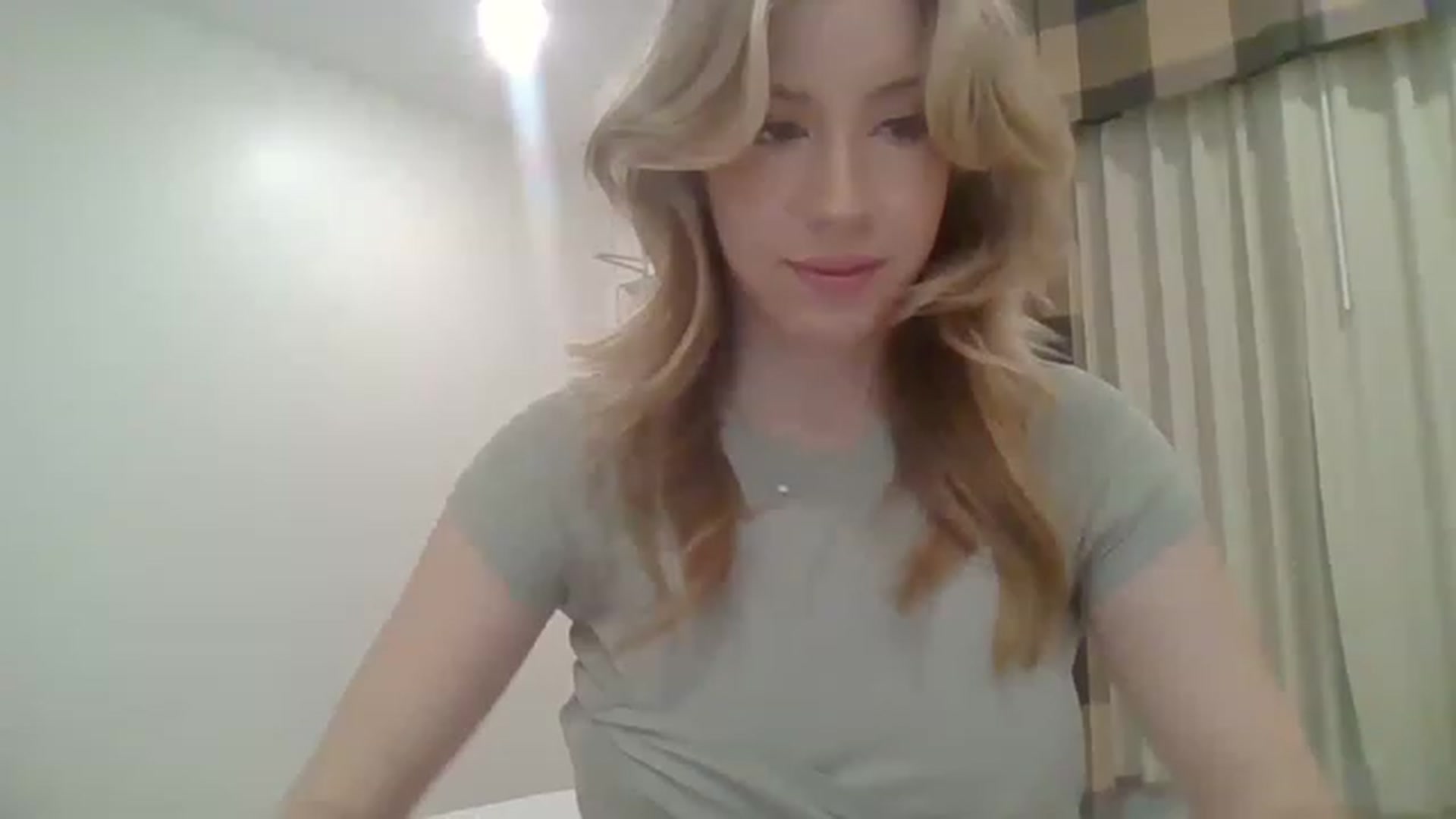 Gallery image thumbnail from SamIvery's myfreecams stream on, 02/16/2023, 03:09 image 4 of 20