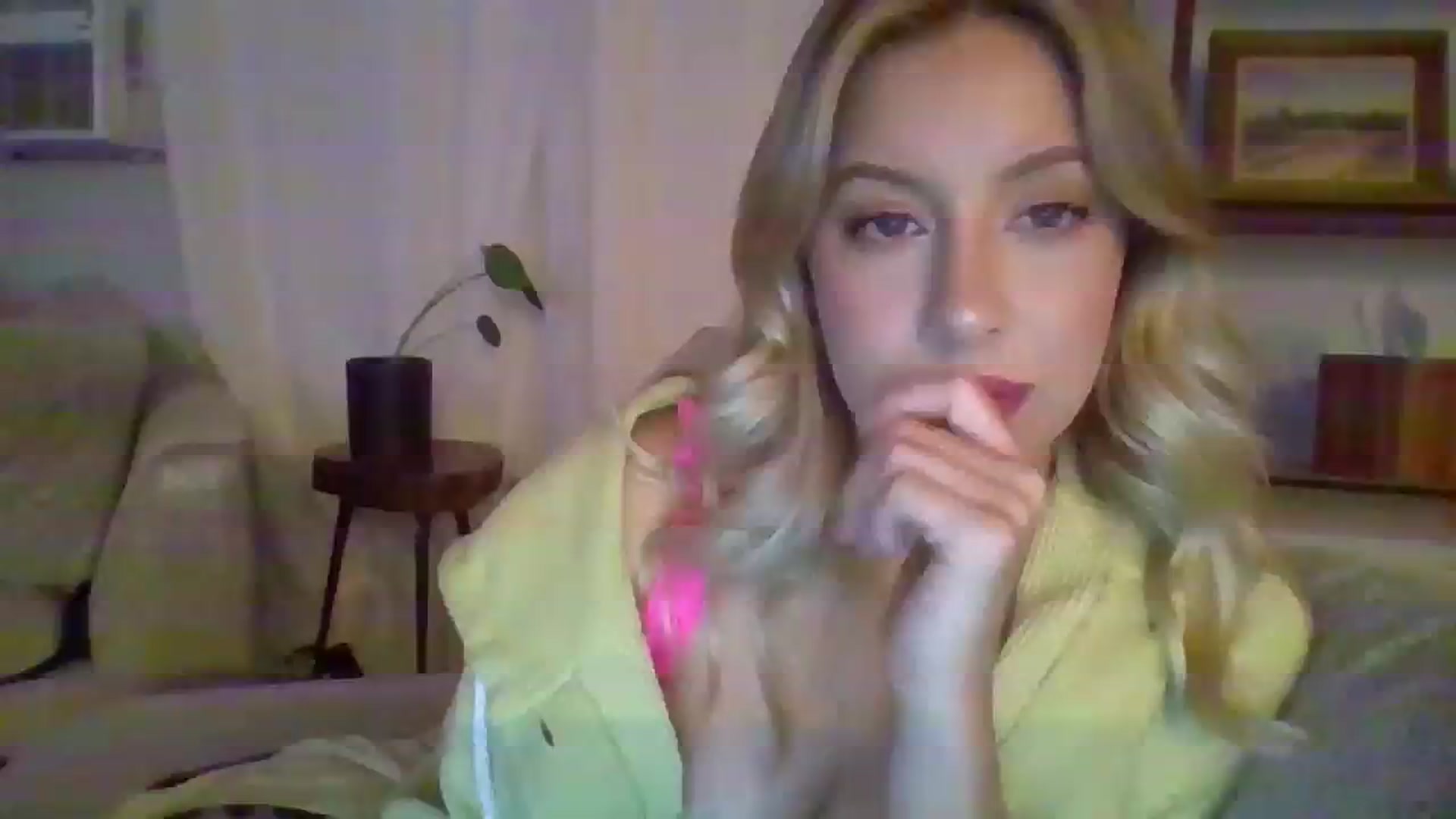 Gallery image thumbnail from SamIvery's myfreecams stream on, 07/25/2023, 06:41 image 1 of 20