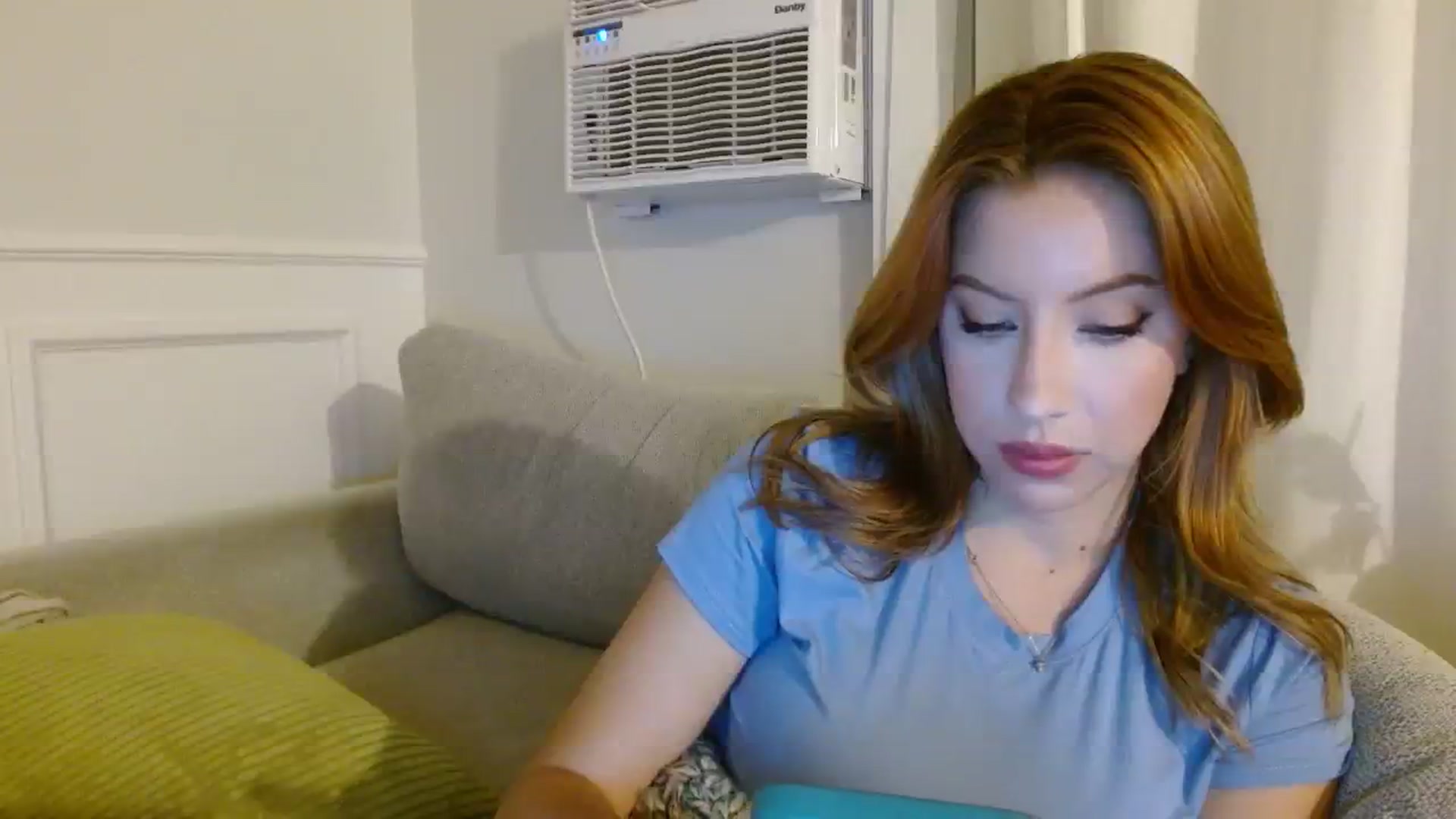 Gallery image thumbnail from SamIvery's myfreecams stream on, 08/17/2023, 06:13 image 11 of 20
