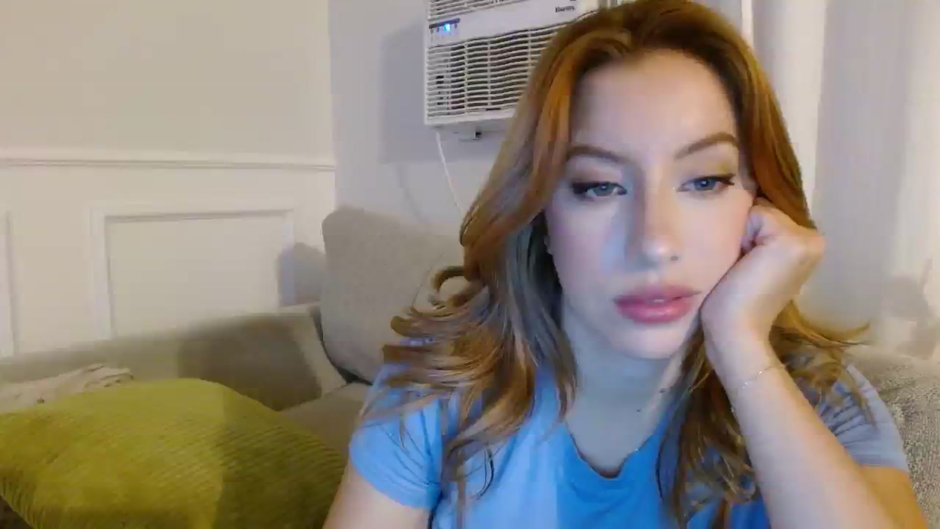 Gallery image thumbnail from SamIvery's myfreecams stream on, 08/17/2023, 06:13 image 18 of 20