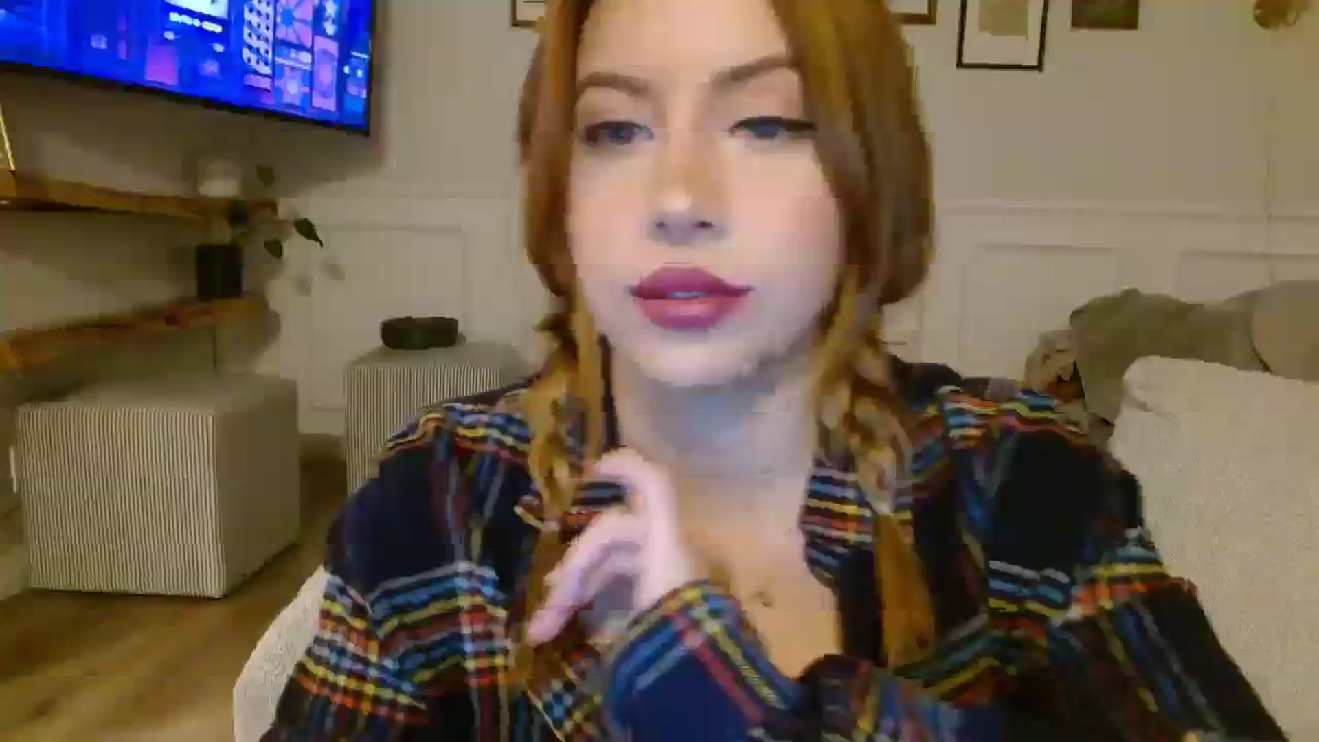 Gallery image thumbnail from SamIvery's myfreecams stream on, 08/29/2023, 05:20 image 14 of 20