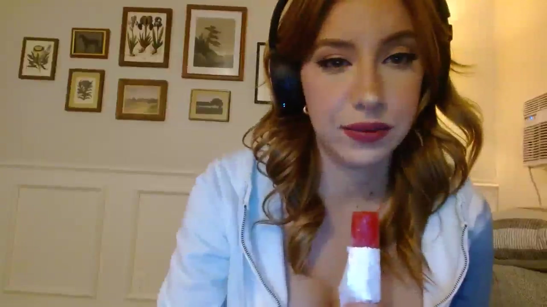Gallery image thumbnail from SamIvery's myfreecams stream on, 09/02/2023, 05:46 image 7 of 20