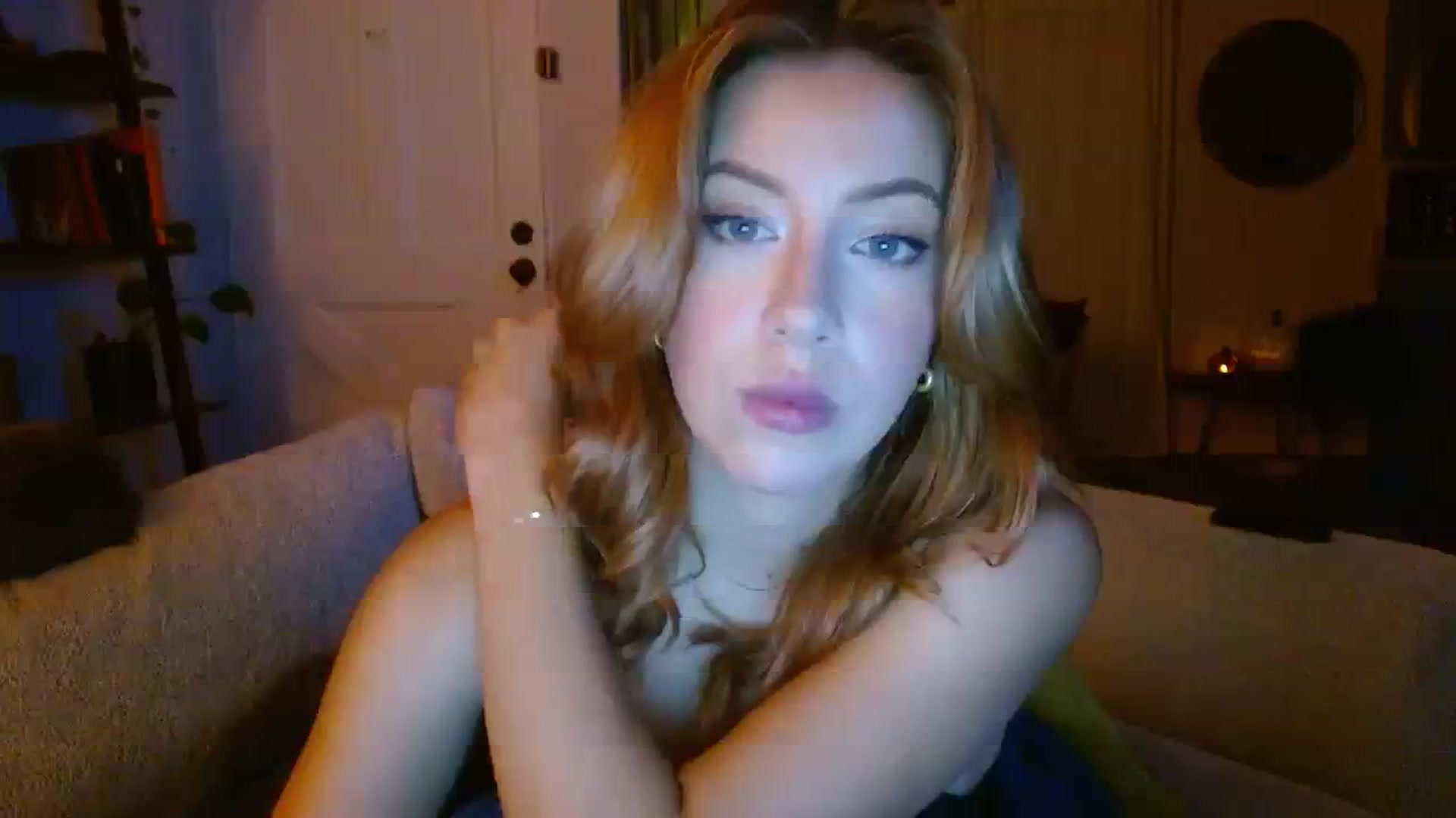 Gallery image thumbnail from SamIvery's myfreecams stream on, 09/14/2023, 05:58 image 19 of 20