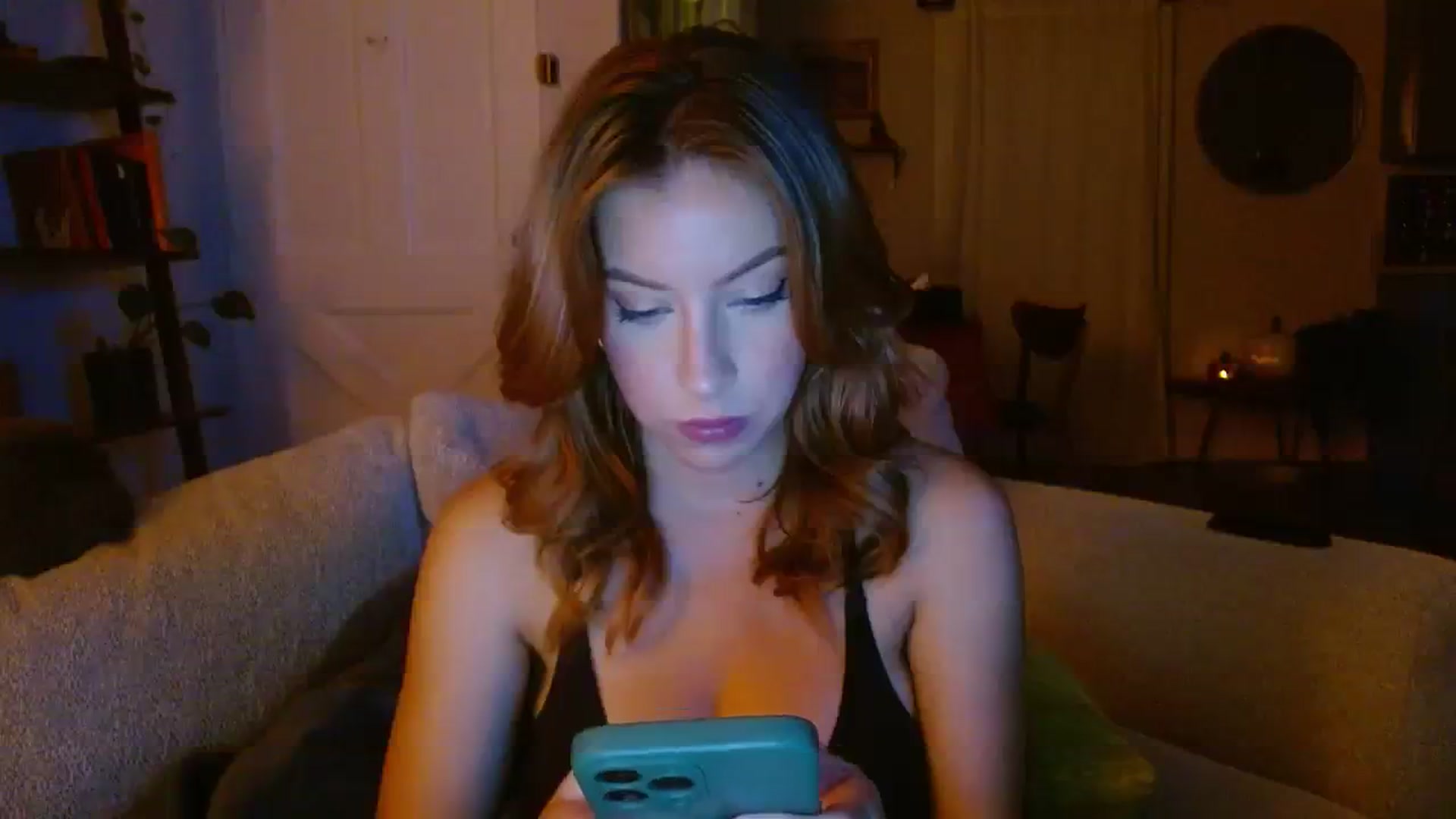 Gallery image thumbnail from SamIvery's myfreecams stream on, 09/14/2023, 05:58 image 8 of 20