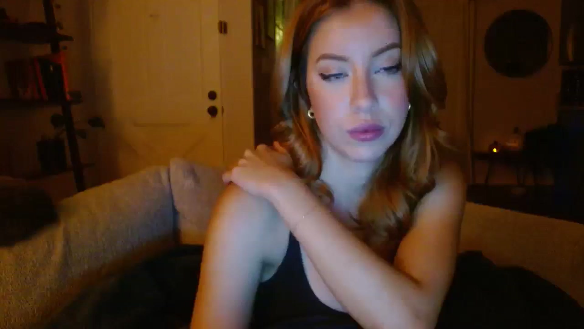 Gallery image thumbnail from SamIvery's myfreecams stream on, 09/14/2023, 06:42 image 9 of 20