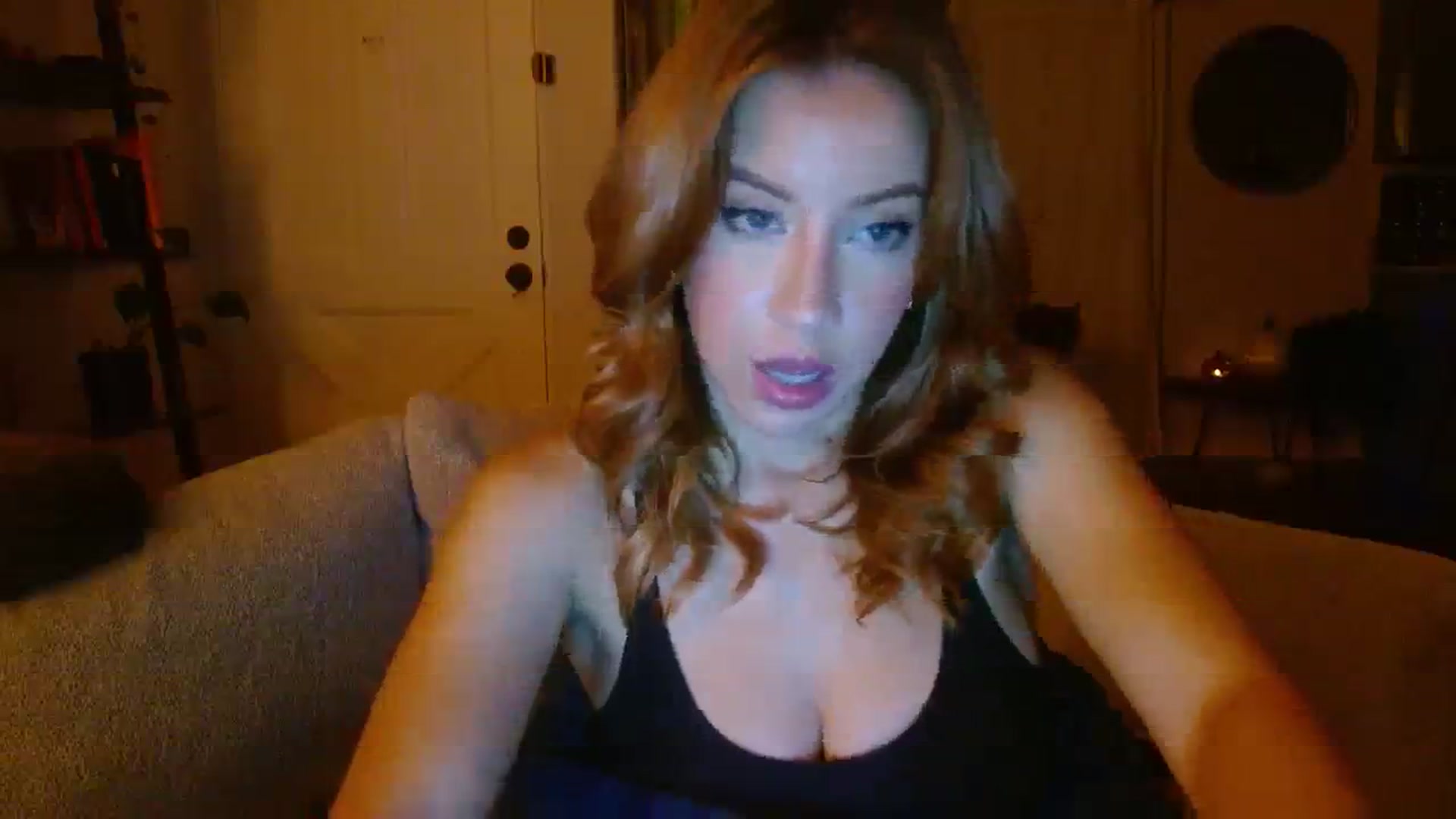 Gallery image thumbnail from SamIvery's myfreecams stream on, 09/14/2023, 06:42 image 6 of 20