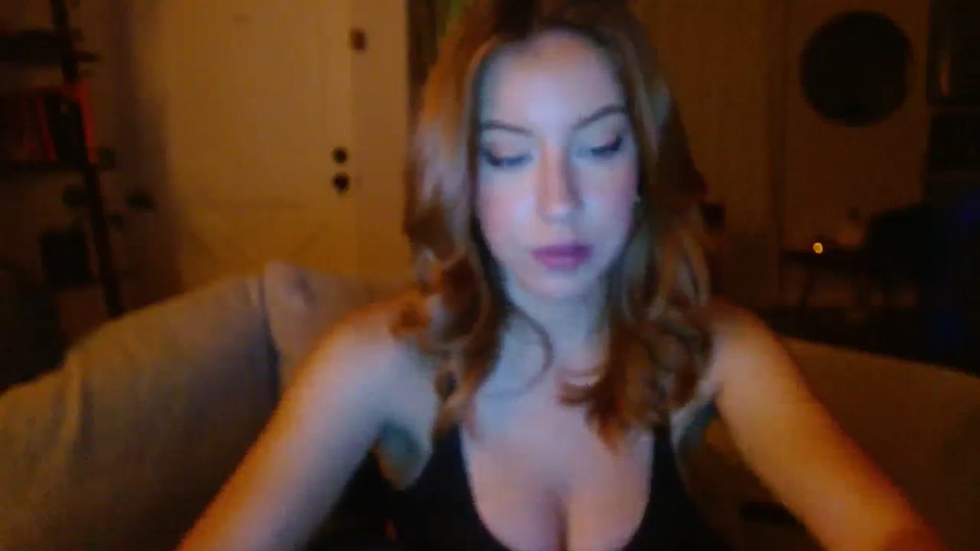 Gallery image thumbnail from SamIvery's myfreecams stream on, 09/14/2023, 07:15 image 7 of 20
