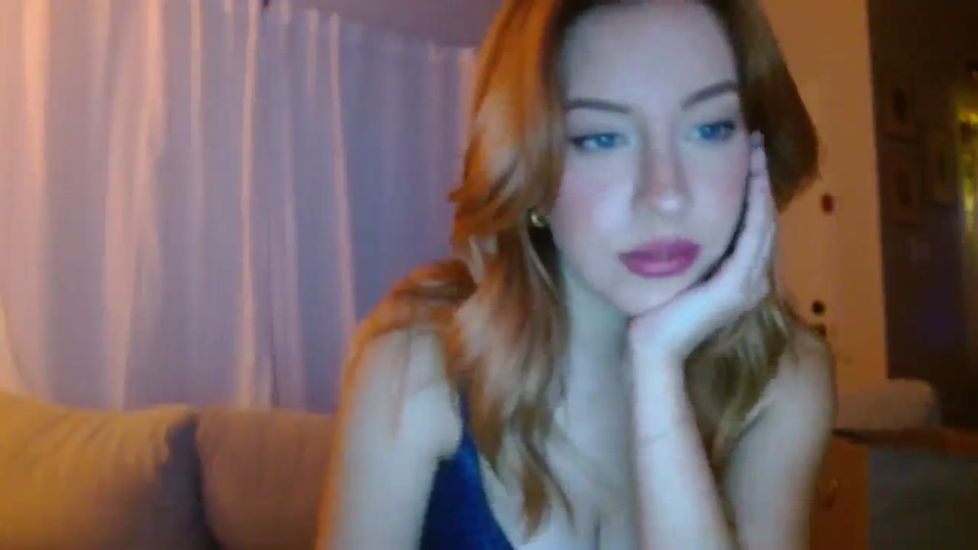 Gallery image thumbnail from SamIvery's myfreecams stream on, 09/19/2023, 07:25 image 13 of 20