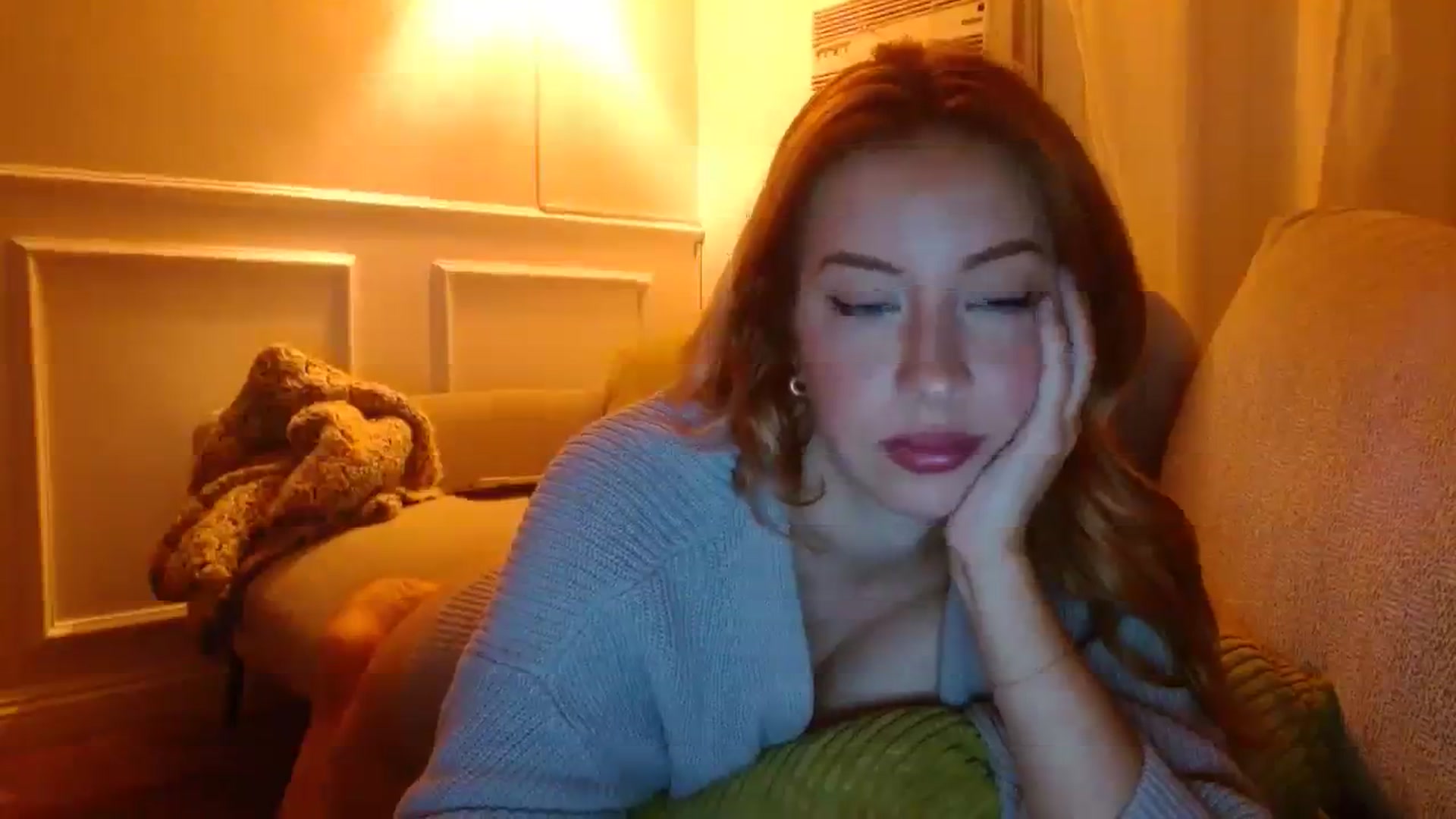 Gallery image thumbnail from SamIvery's myfreecams stream on, 09/19/2023, 07:25 image 19 of 20