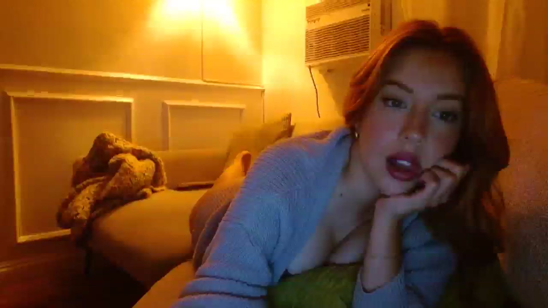 Gallery image thumbnail from SamIvery's myfreecams stream on, 09/19/2023, 07:25 image 15 of 20