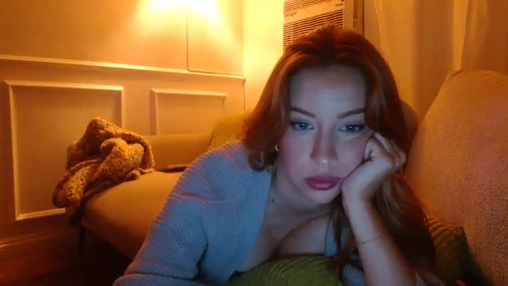 Gallery image thumbnail from SamIvery's myfreecams stream on, 09/19/2023, 07:25 image 16 of 20