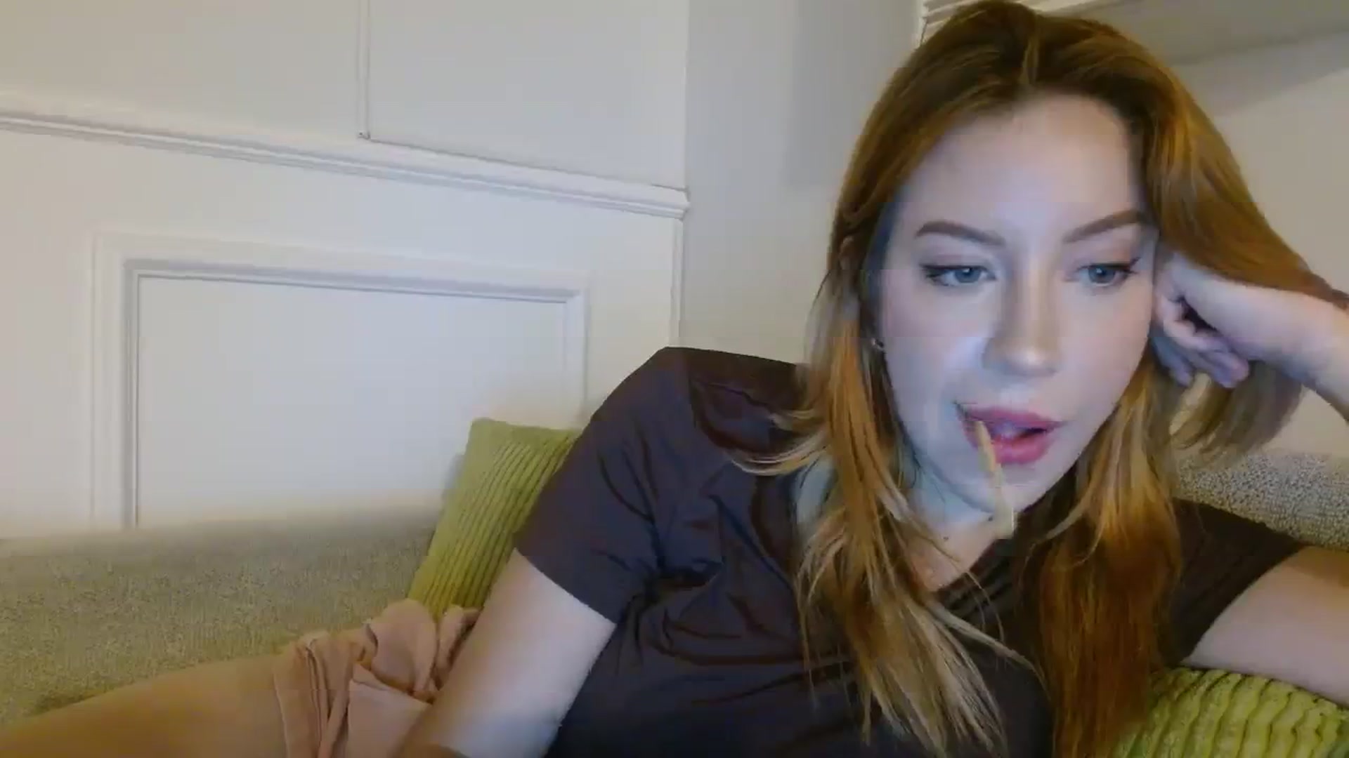 Gallery image thumbnail from SamIvery's myfreecams stream on, 09/20/2023, 06:07 image 17 of 20